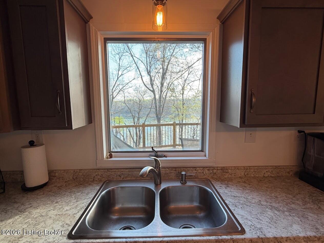 404 Lorel Dunbar Rd Property Photo 10