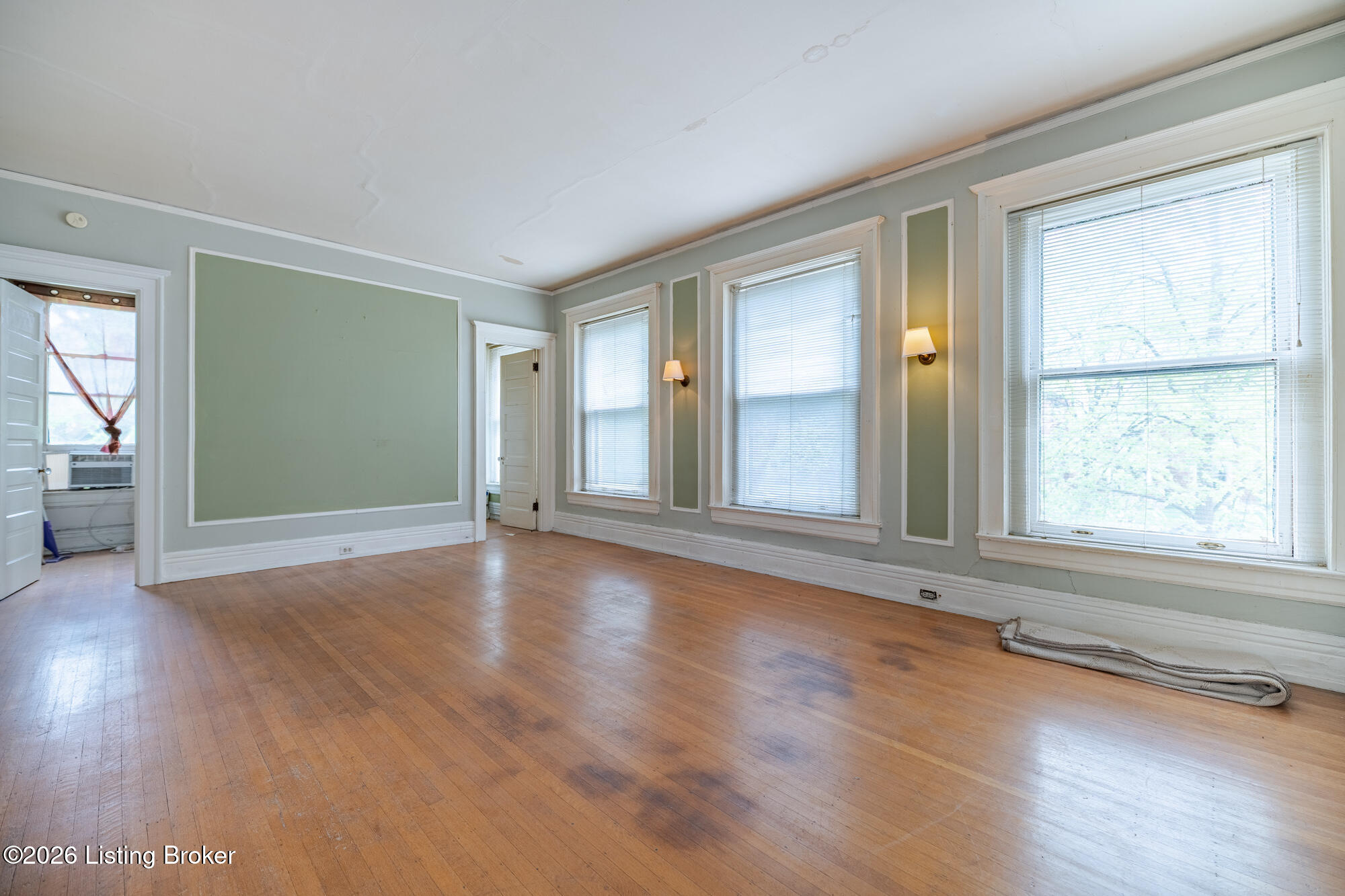 1424 St James Ct Property Photo 21
