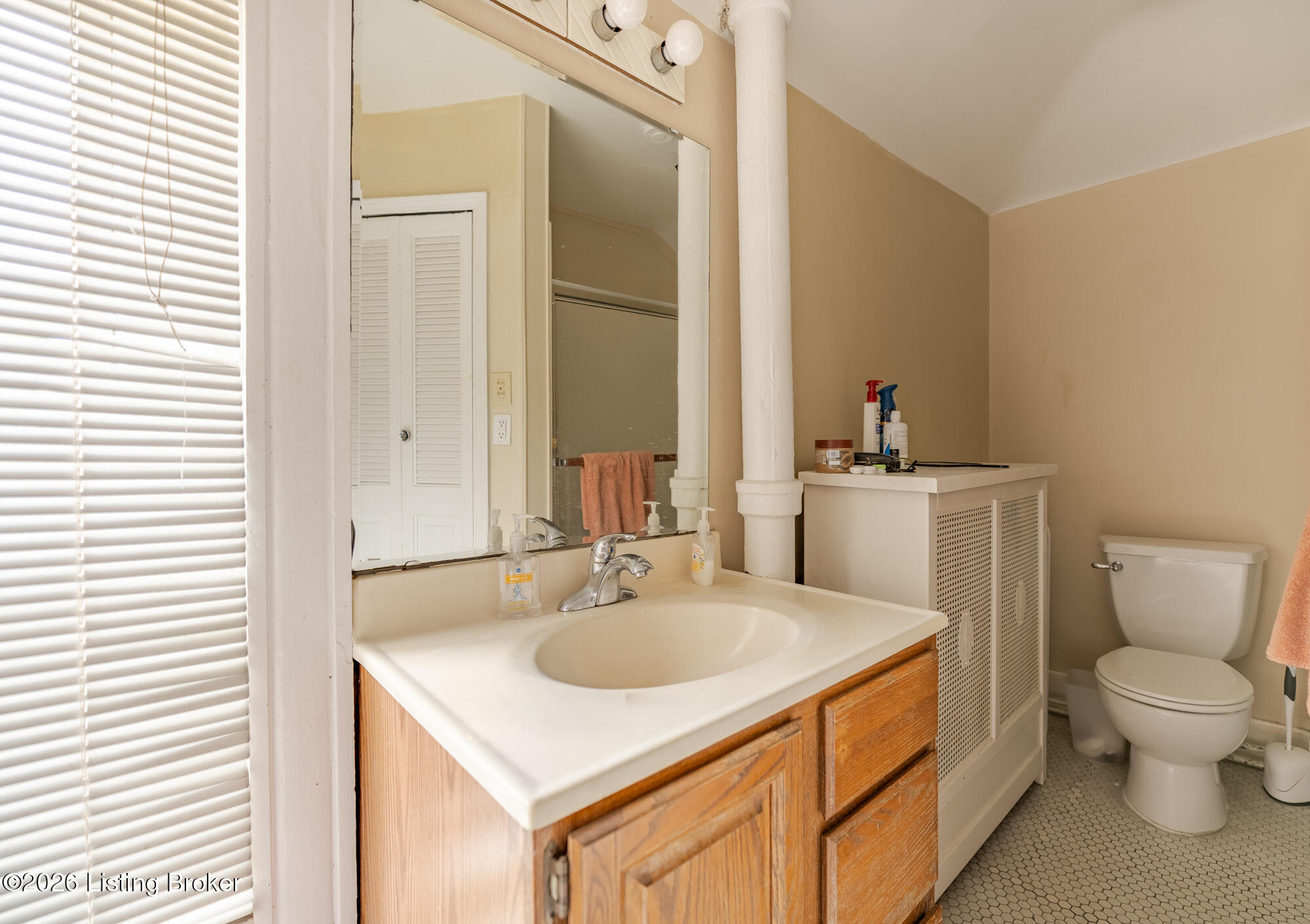 1424 St James Ct Property Photo 35