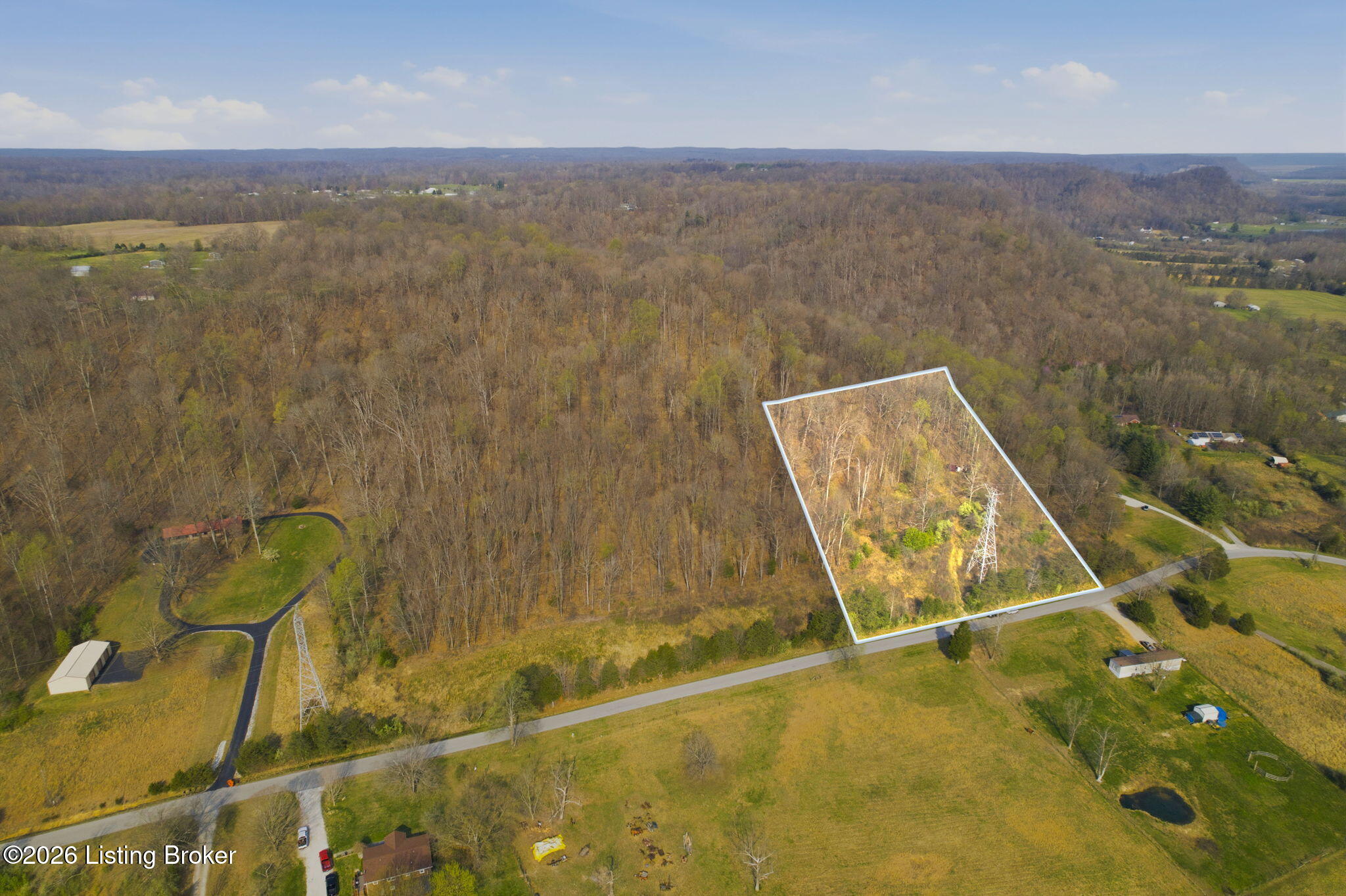 765 Mountain View Estates Rd Property Photo 1