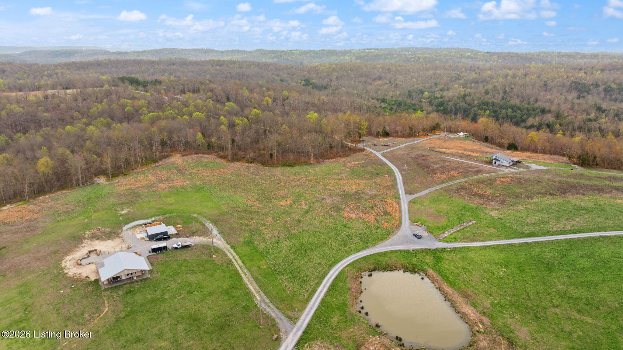 2023 Fisher Ridge Rd Property Photo 2
