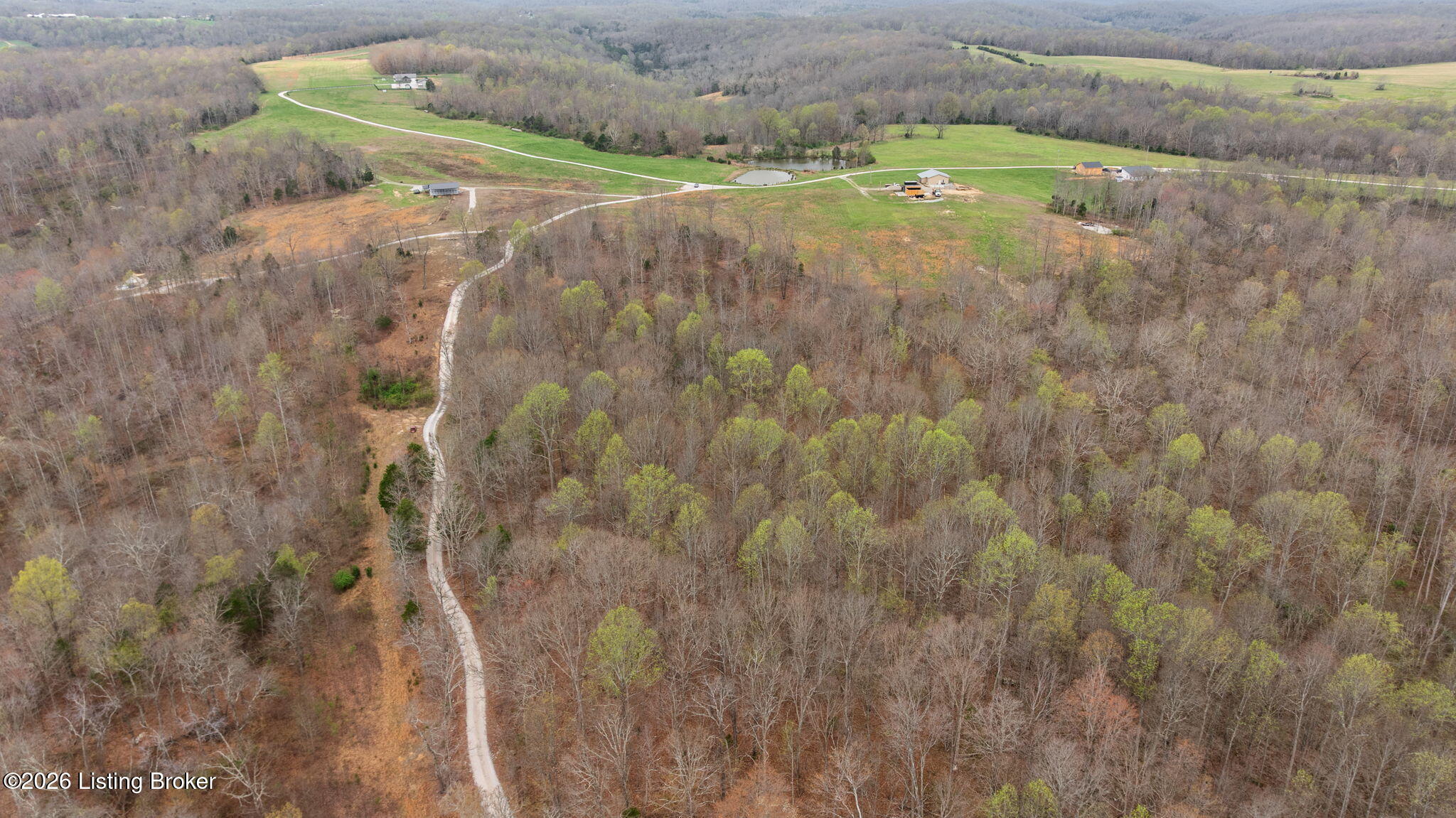 2023 Fisher Ridge Rd Property Photo 4
