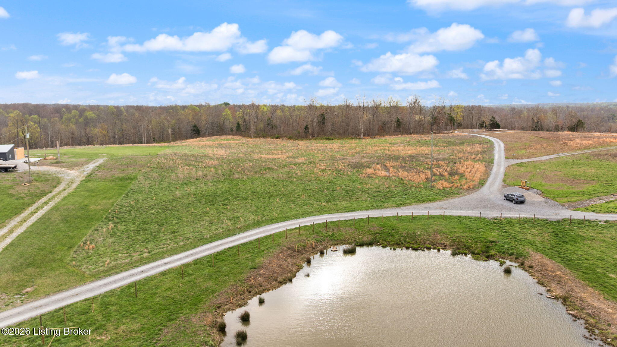 2023 Fisher Ridge Rd Property Photo 9