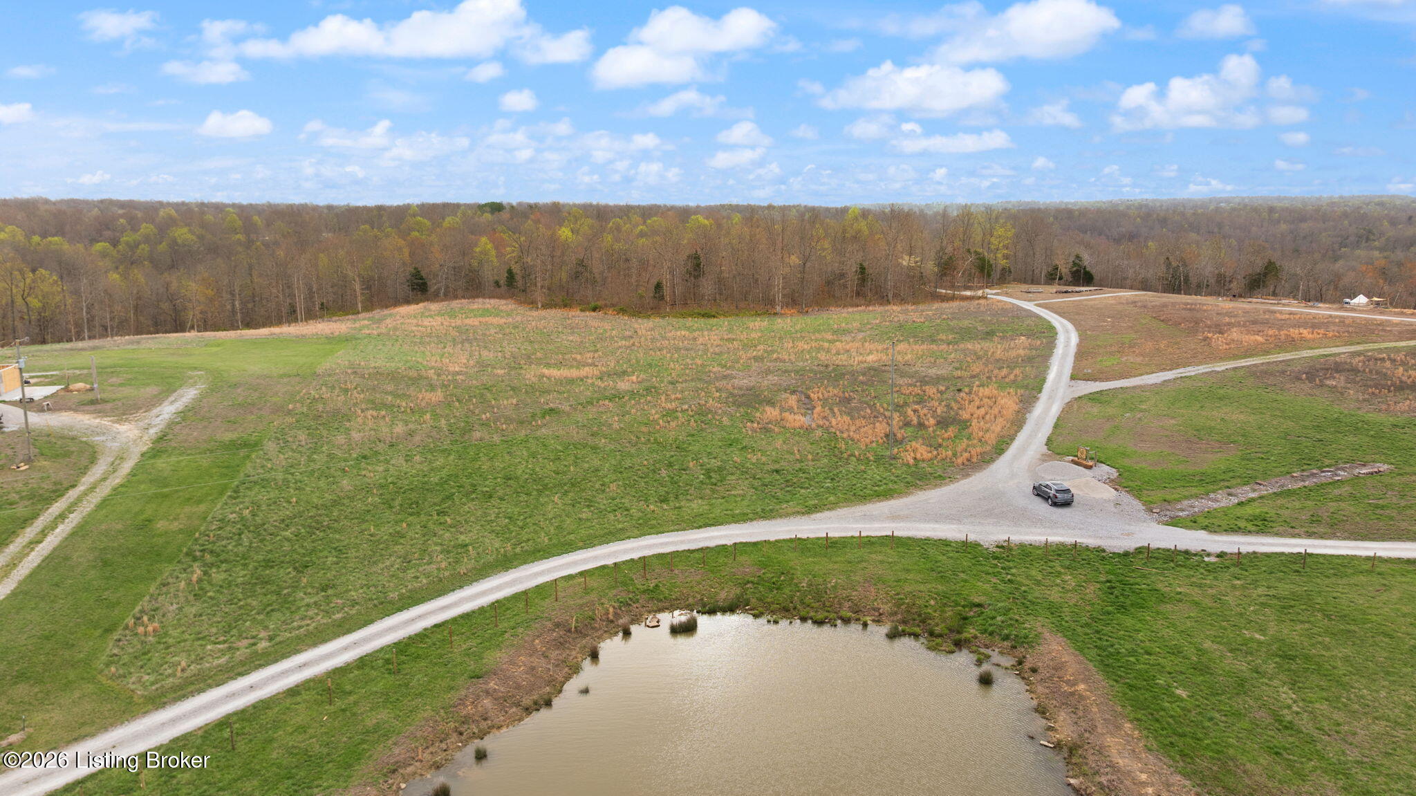 2023 Fisher Ridge Rd Property Photo 12