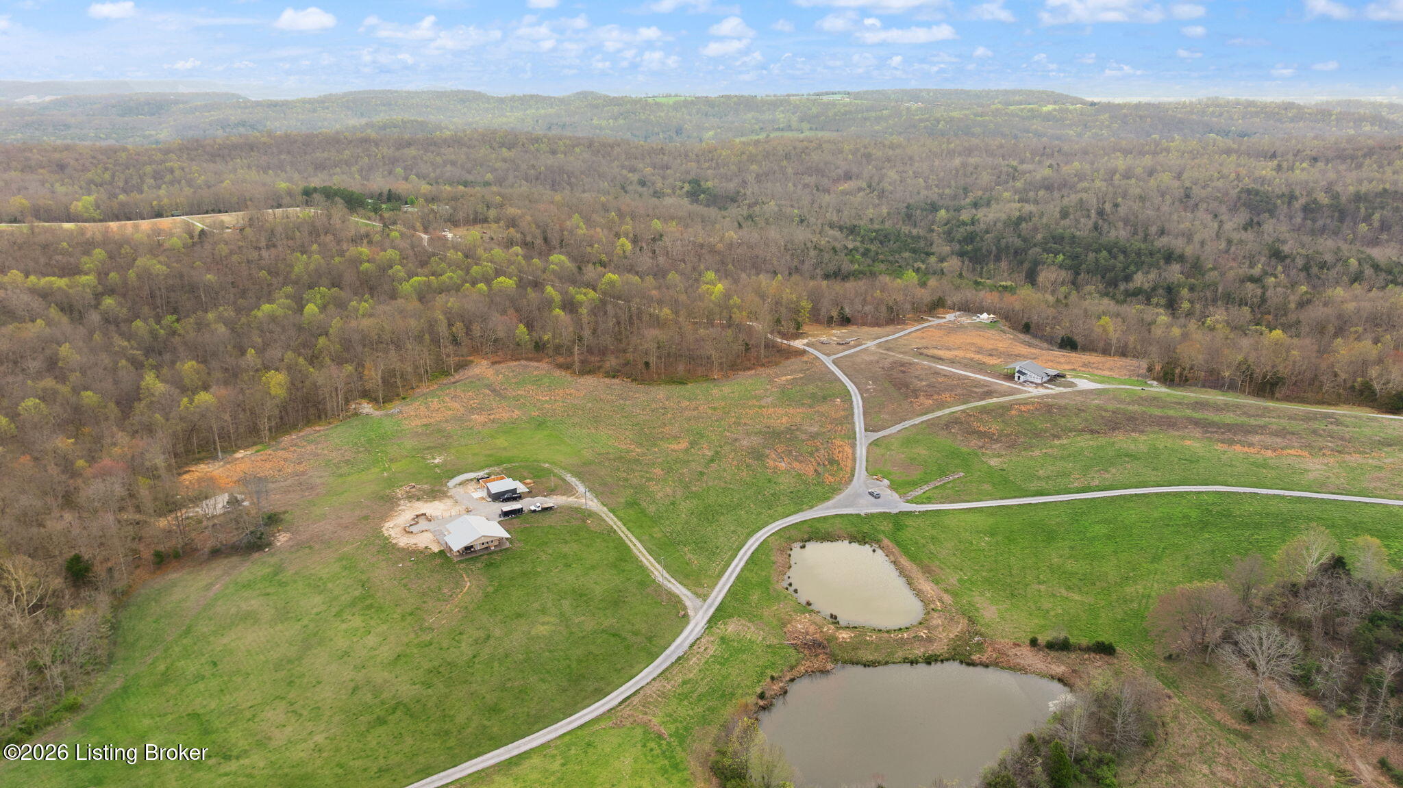 2023 Fisher Ridge Rd Property Photo 16