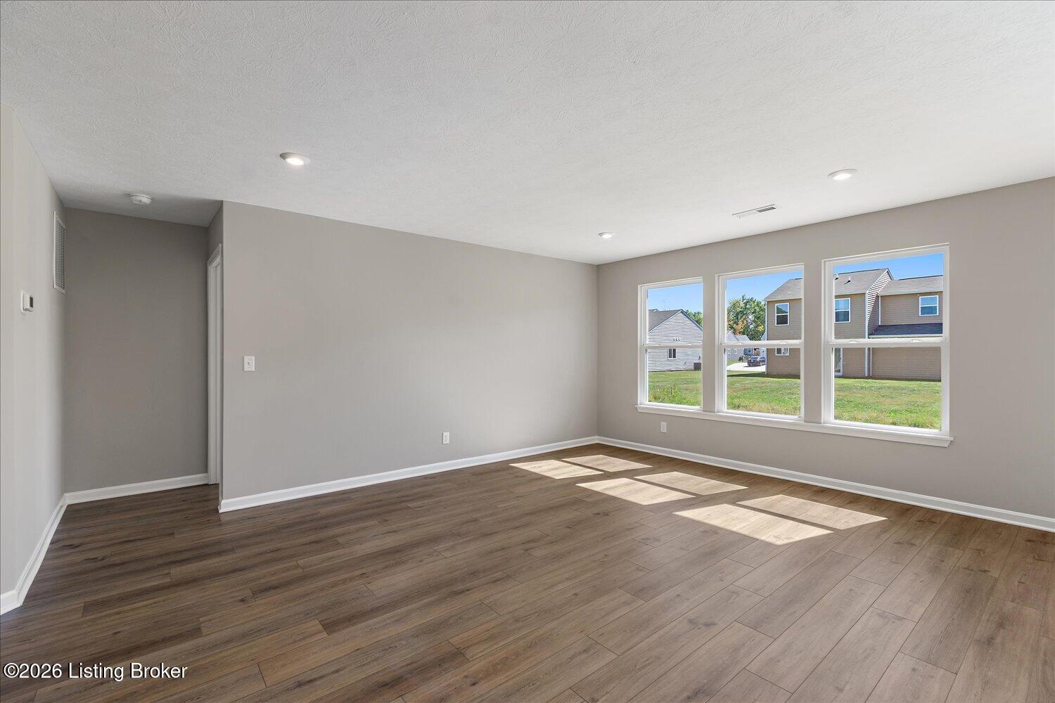 514 Mud Hen Dr Property Photo 7