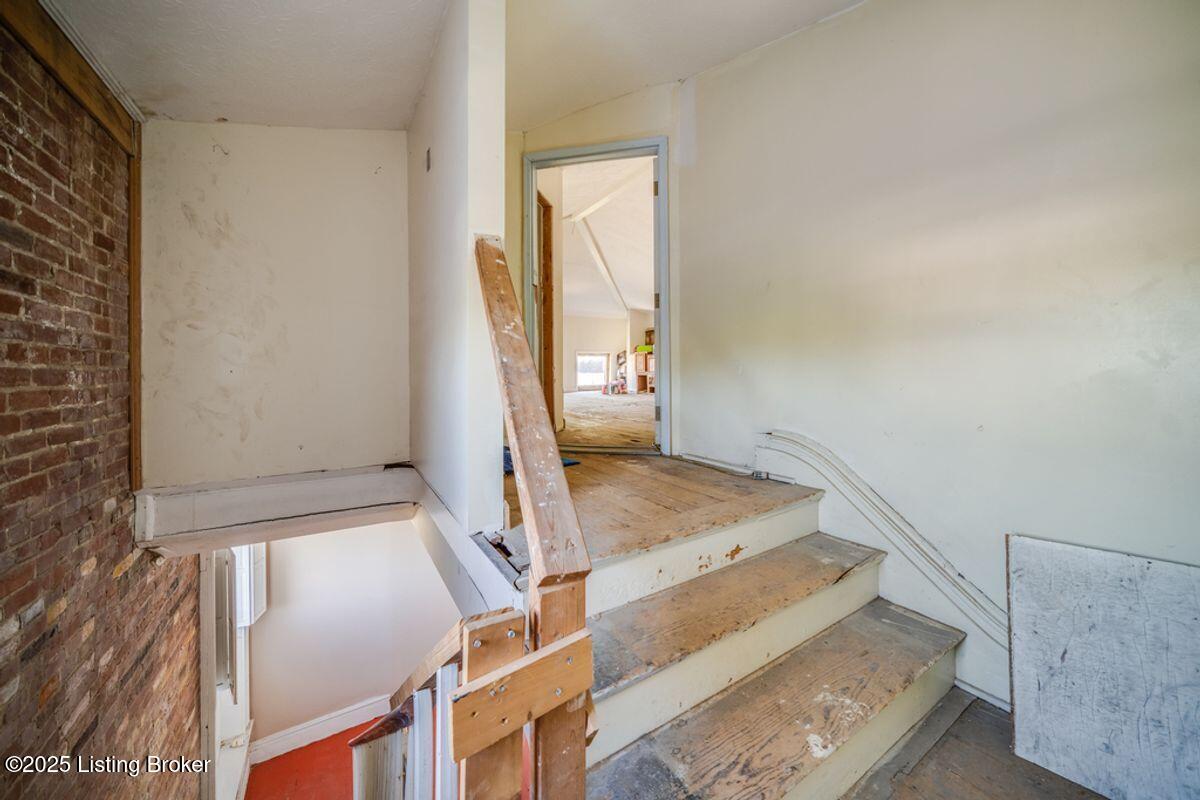 2008 W Jefferson St Property Photo 53