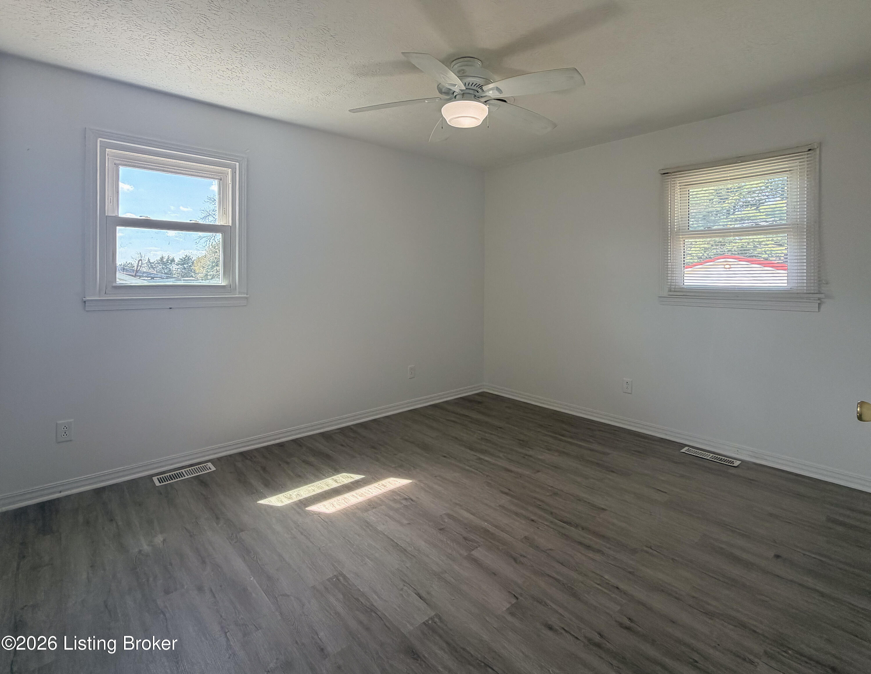 50 W Tophill Terrace Property Photo 15