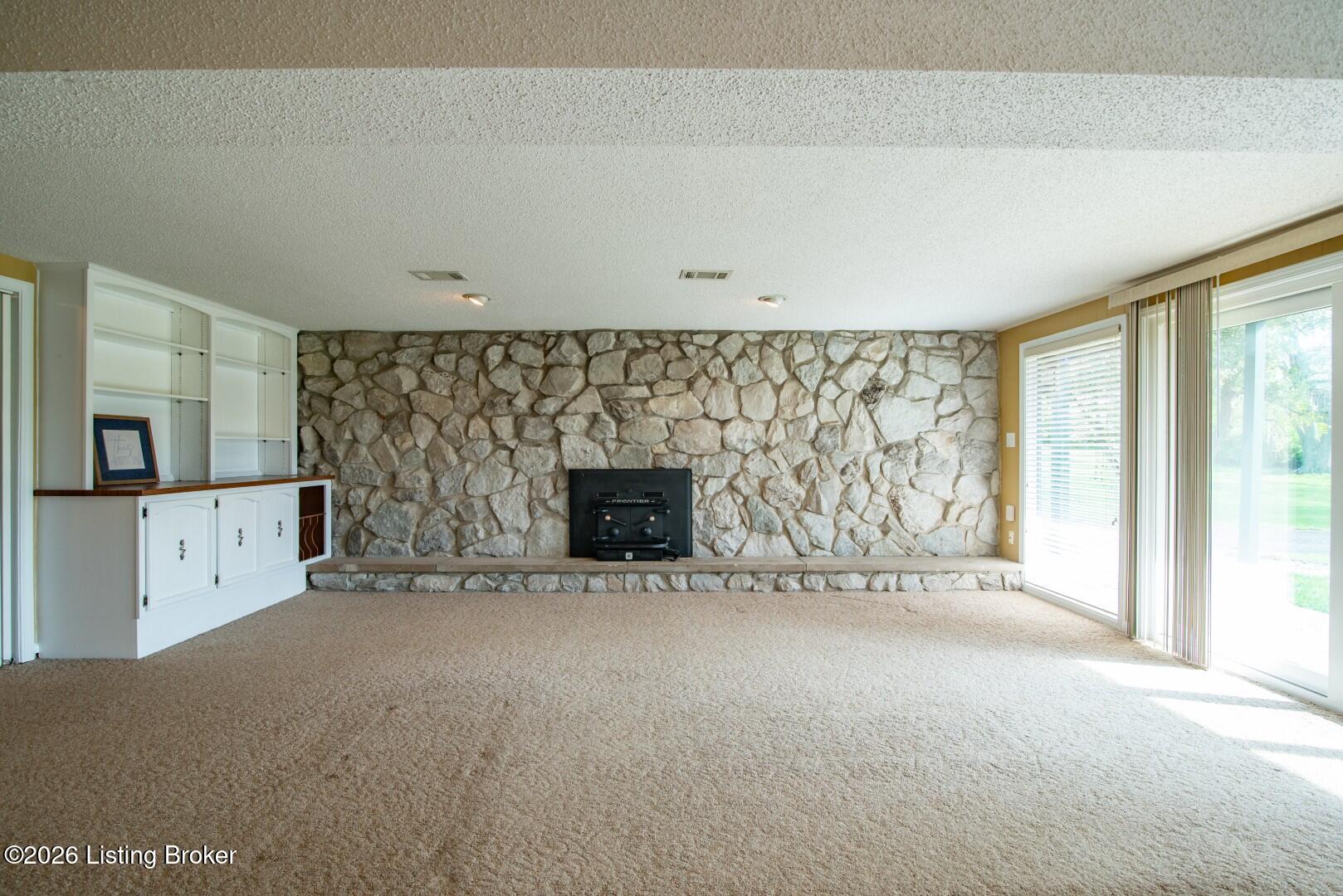 812 Burgundy Ct Property Photo 31