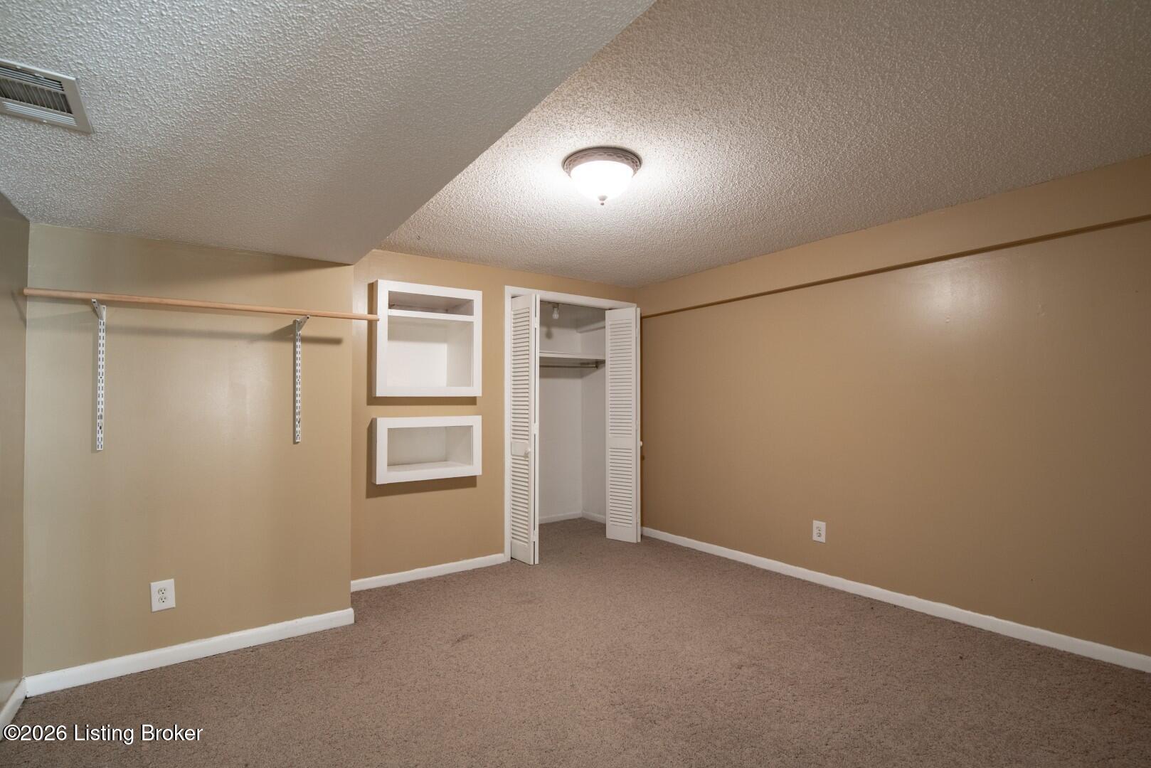 812 Burgundy Ct Property Photo 42