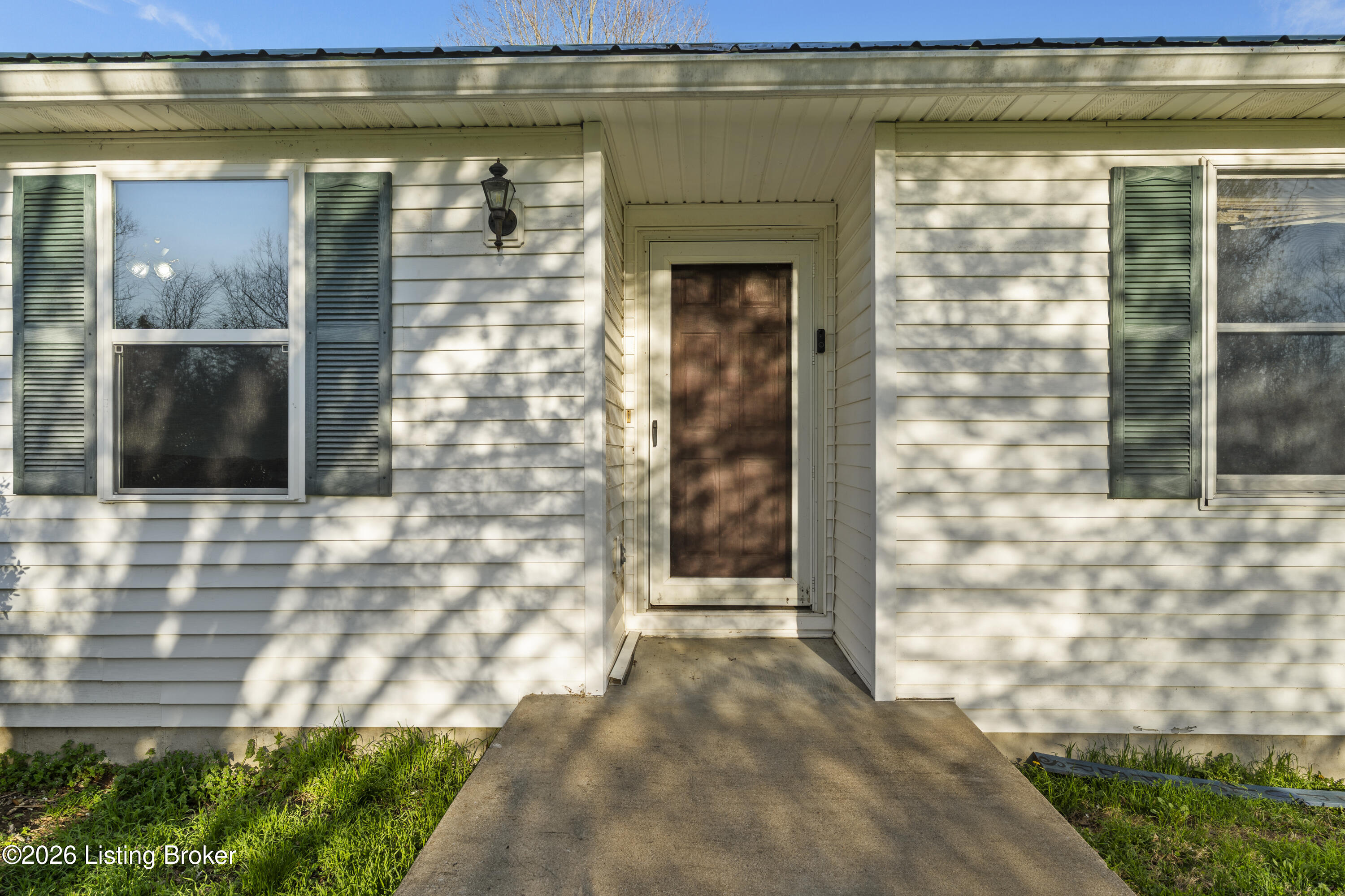 1336 Tracy Rd Property Photo 4