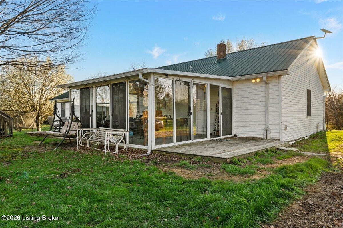 1336 Tracy Rd Property Photo 7