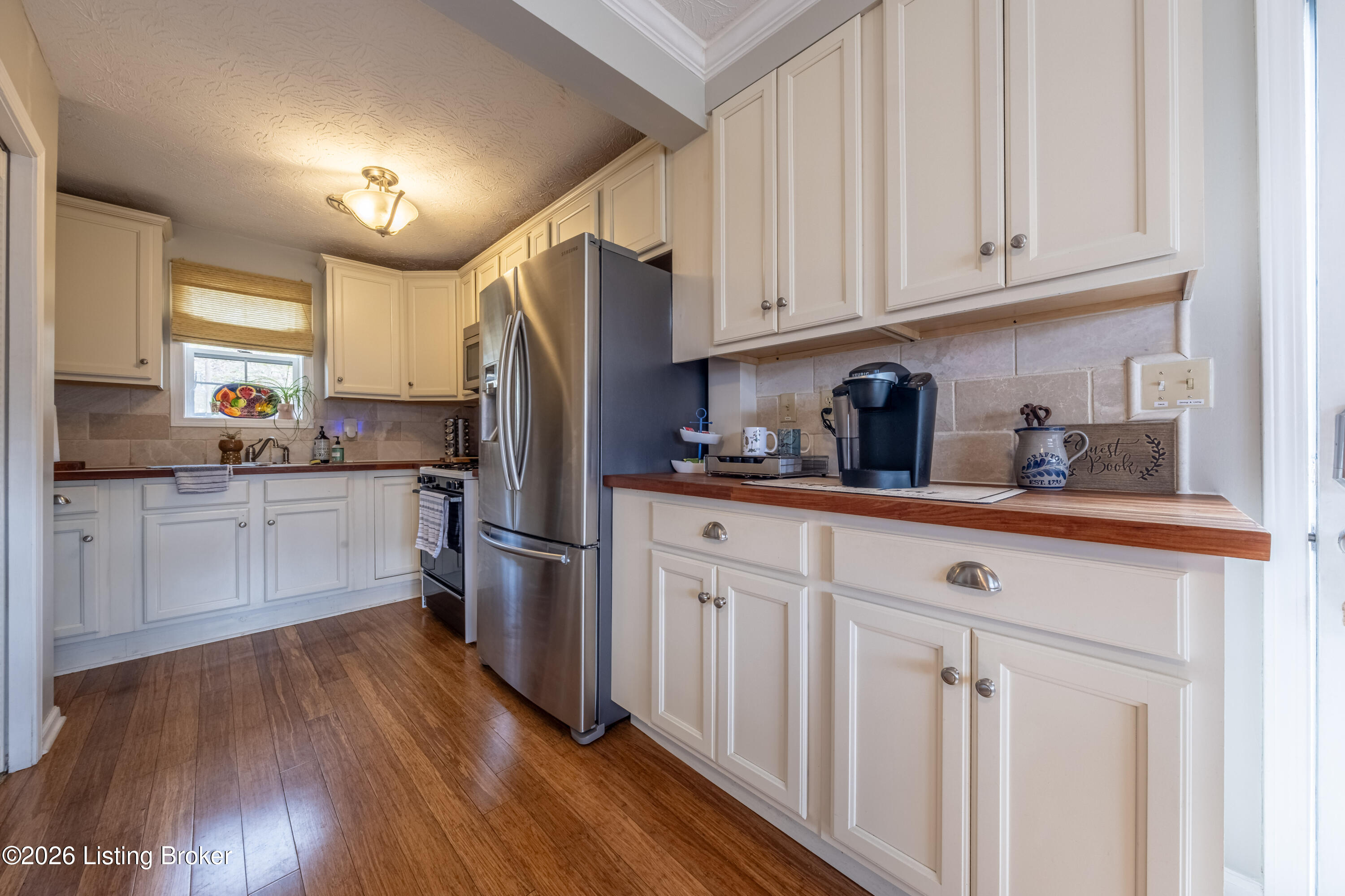 410 Pine Ridge Ln Property Photo 14