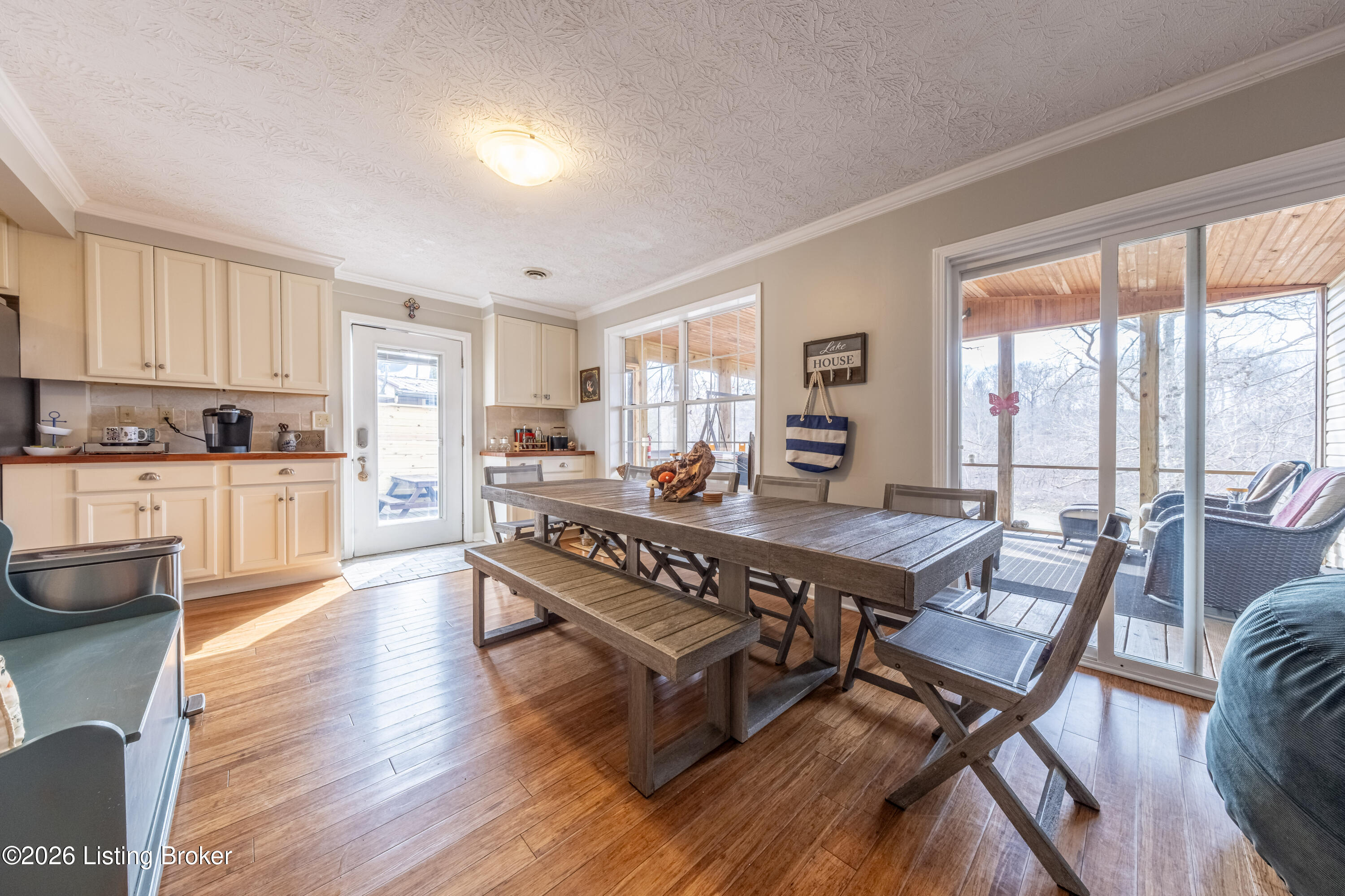 410 Pine Ridge Ln Property Photo 19
