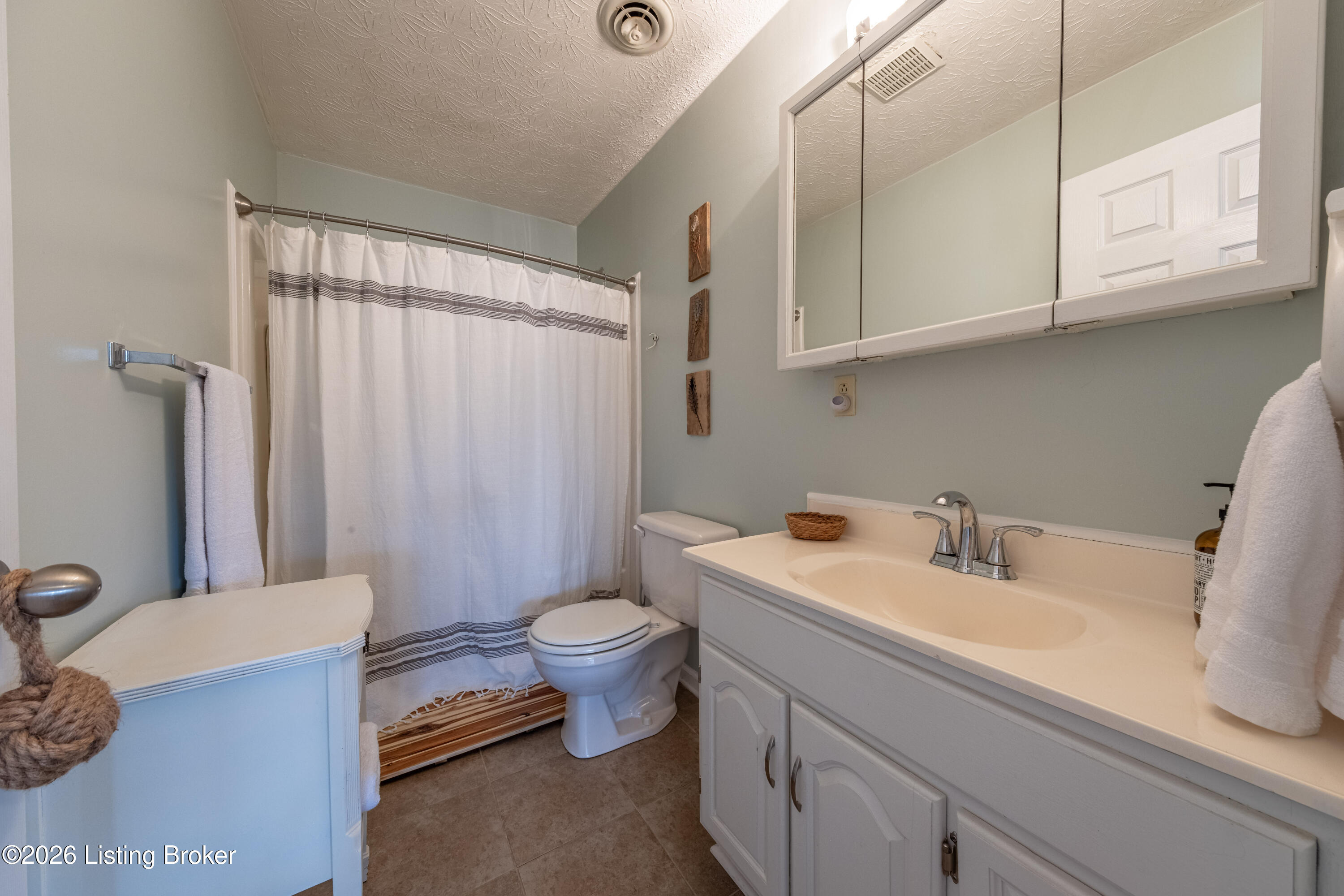 410 Pine Ridge Ln Property Photo 21