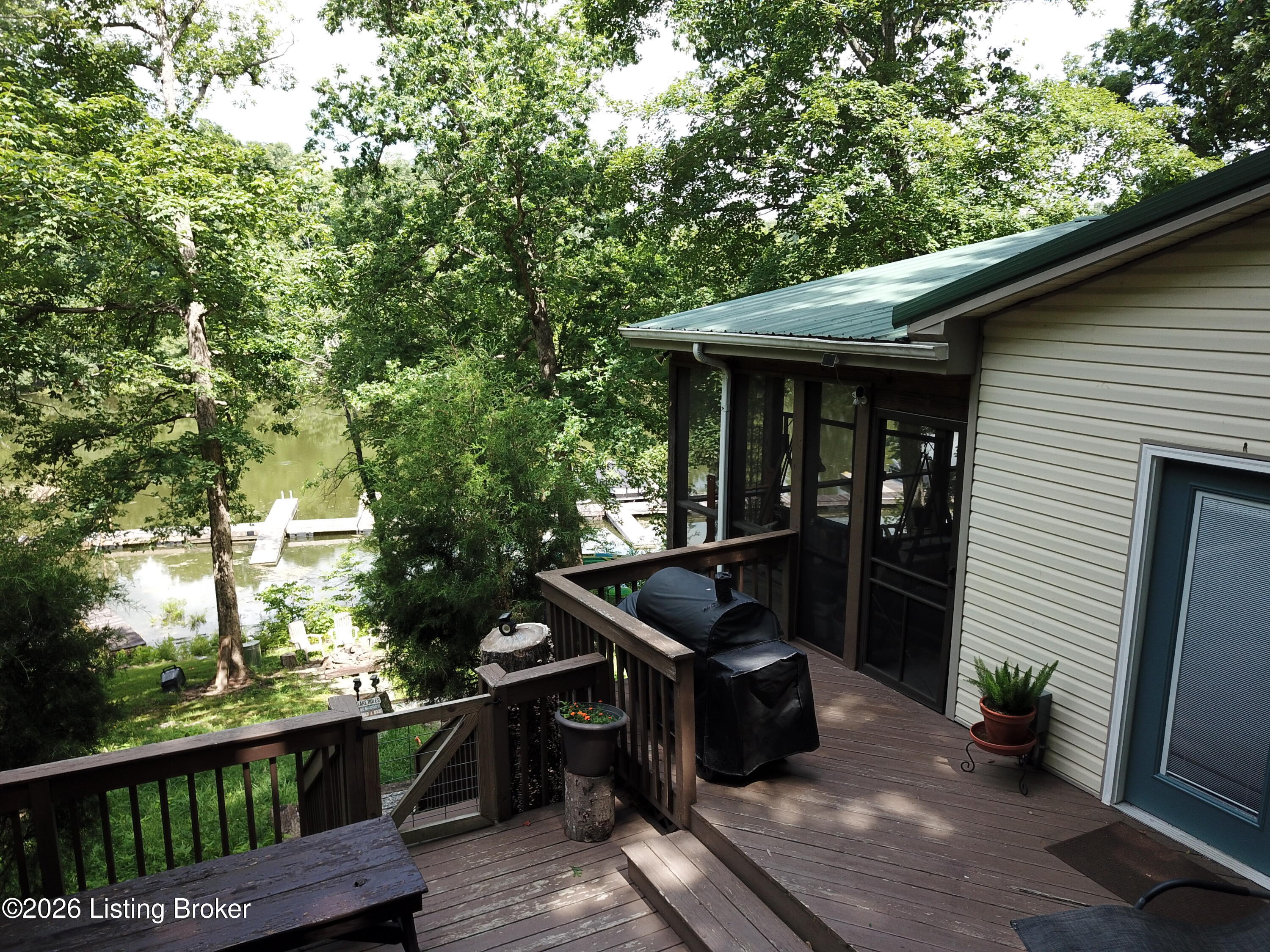 410 Pine Ridge Ln Property Photo 52