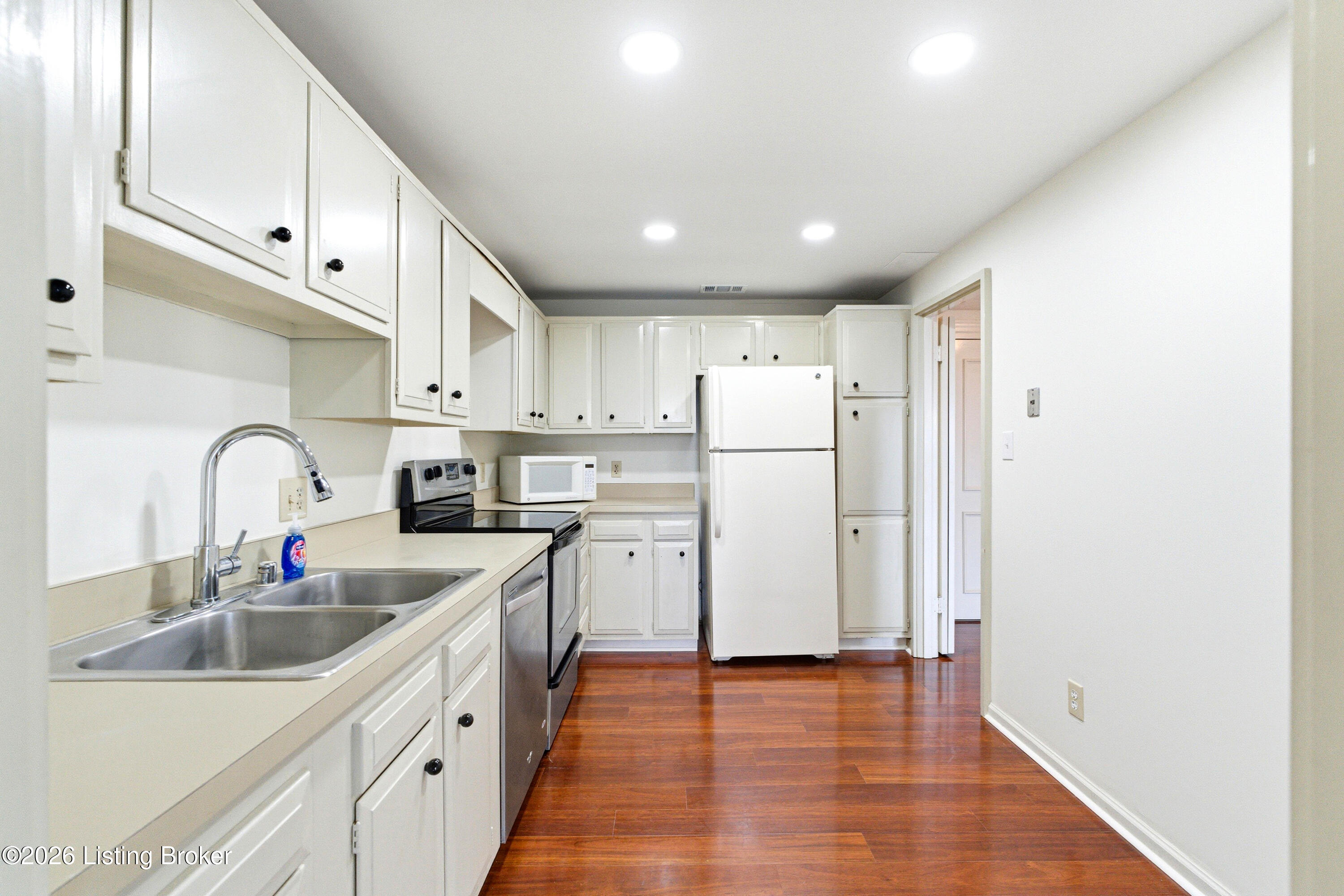 5100 Us-42 922 Property Photo 12