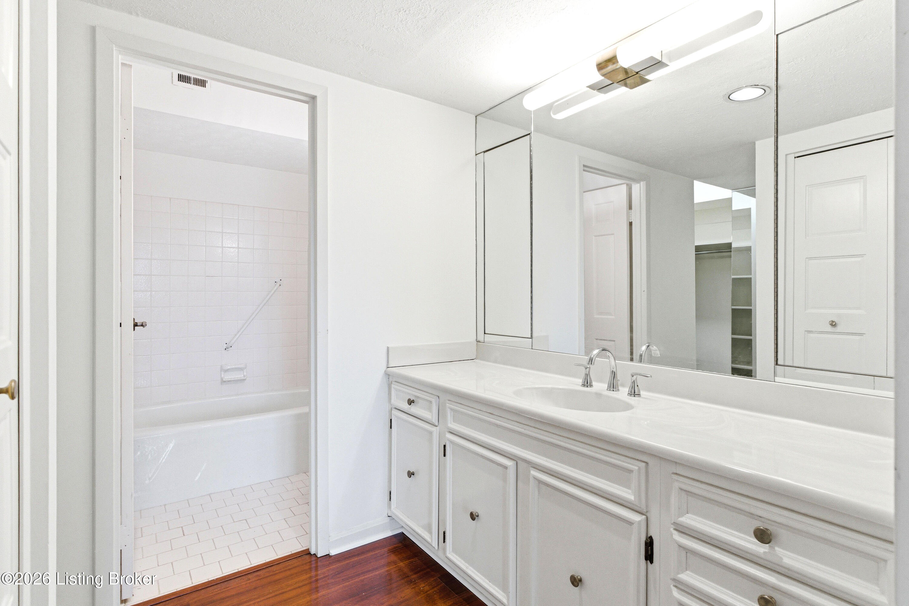 5100 Us-42 922 Property Photo 28
