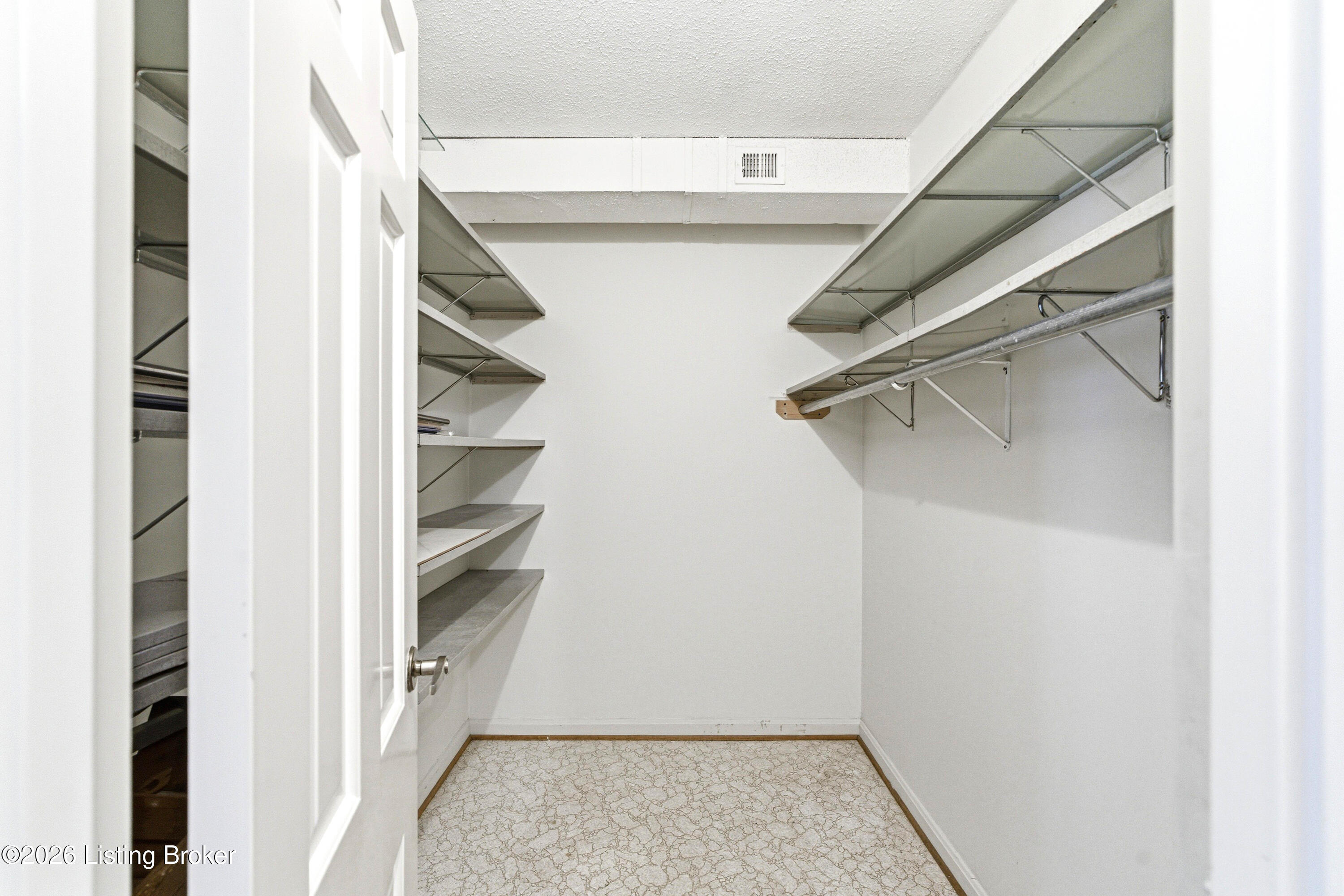 5100 Us-42 922 Property Photo 33