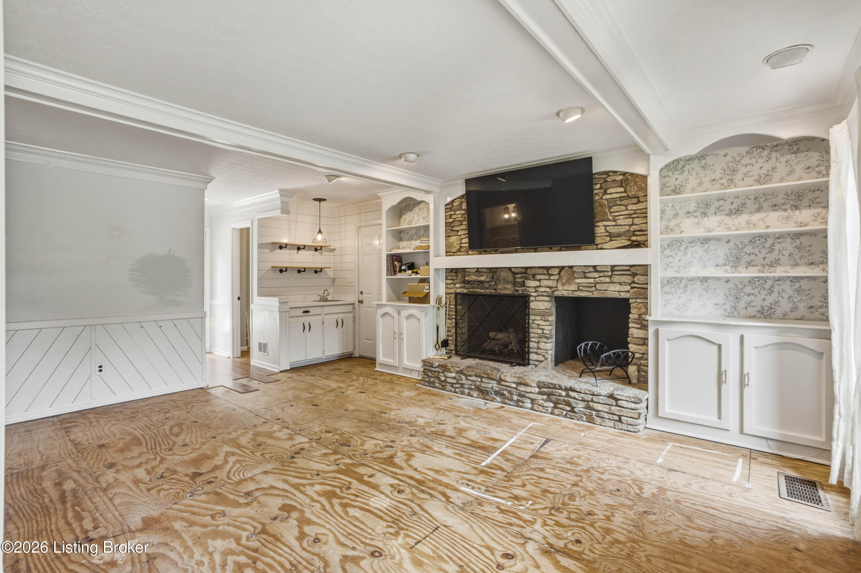 13003 Larkspur Ln Property Photo 6