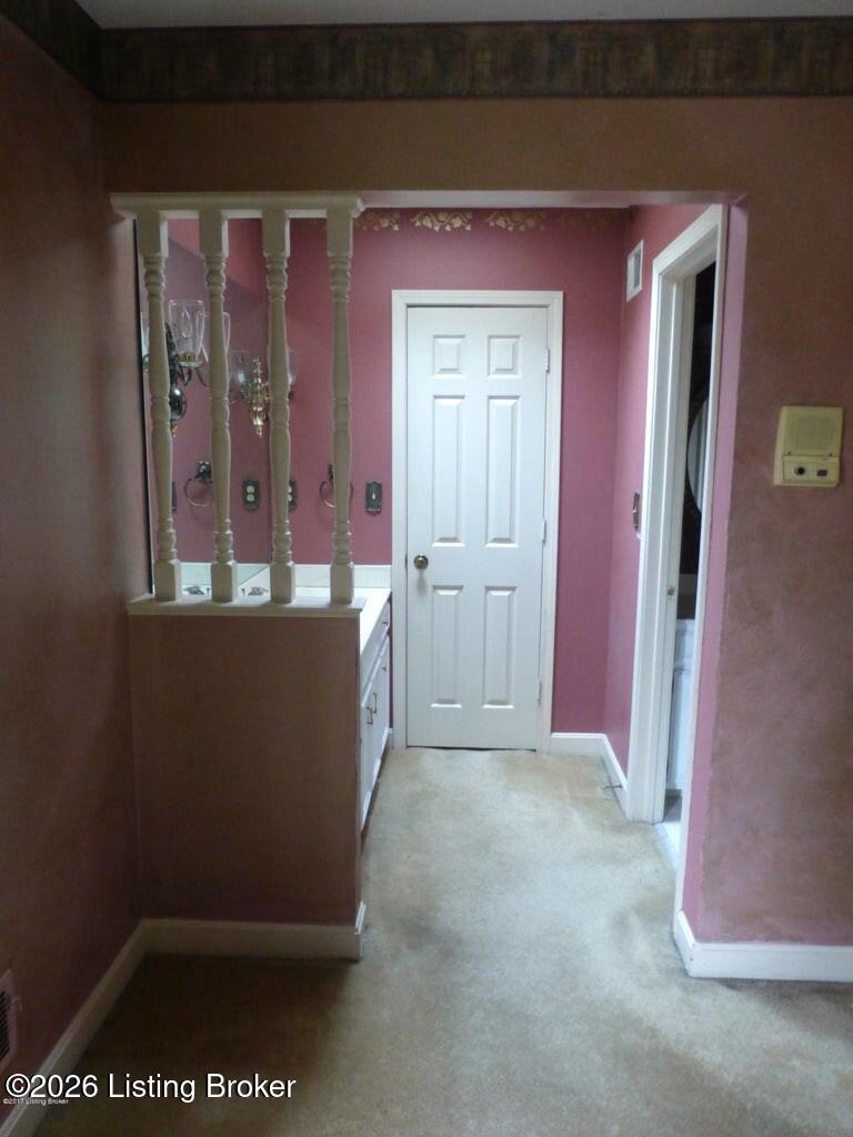 2311 Fallsview Rd Property Photo 4