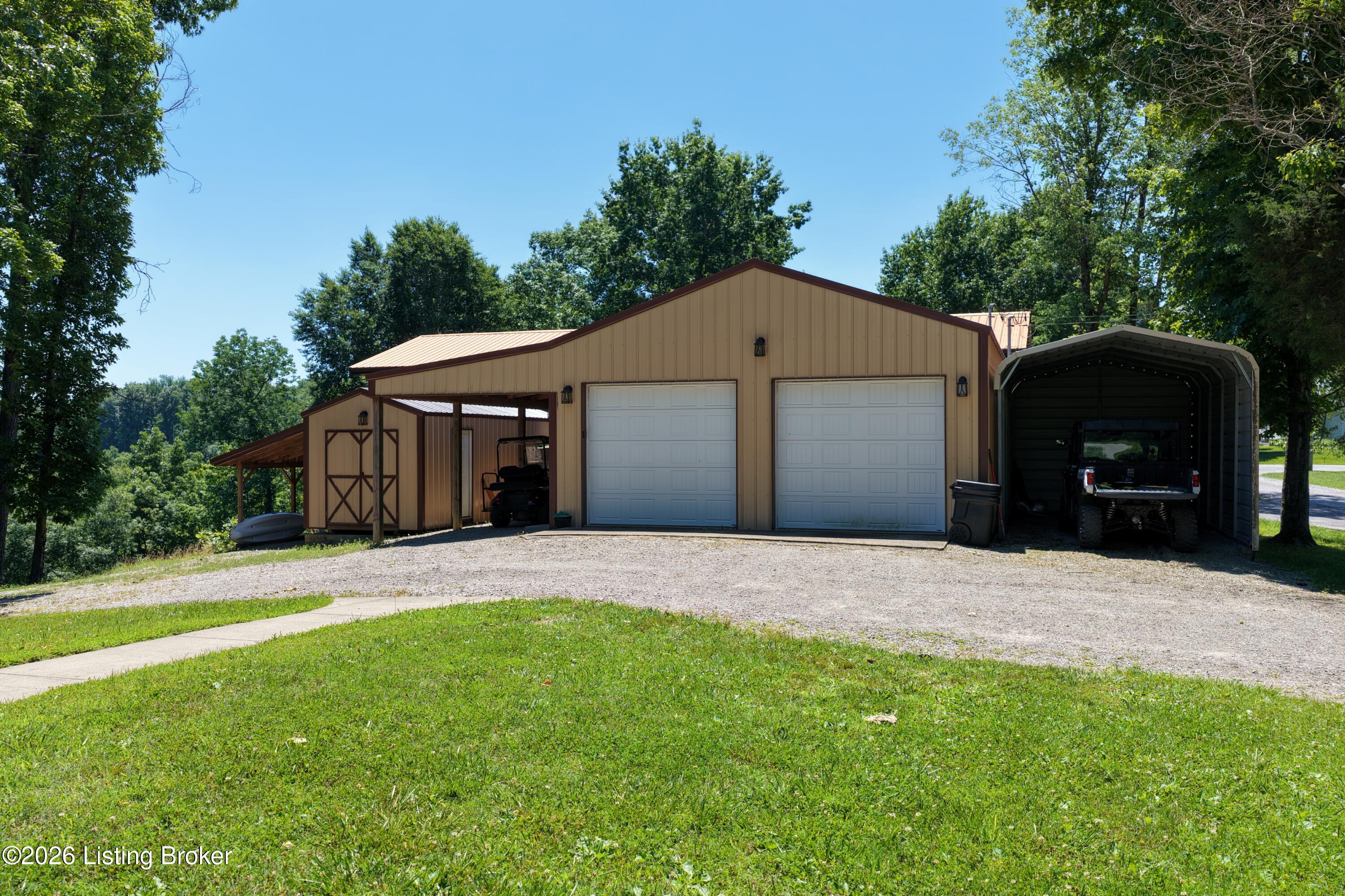 1129 Indian Ridge Rd Property Photo 5