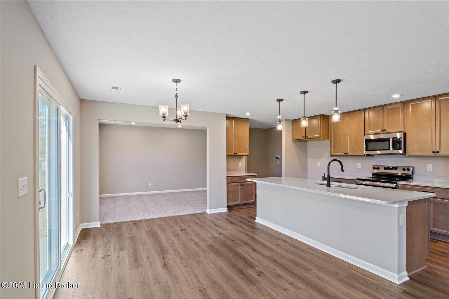 475 Mud Hen Dr Property Photo 4