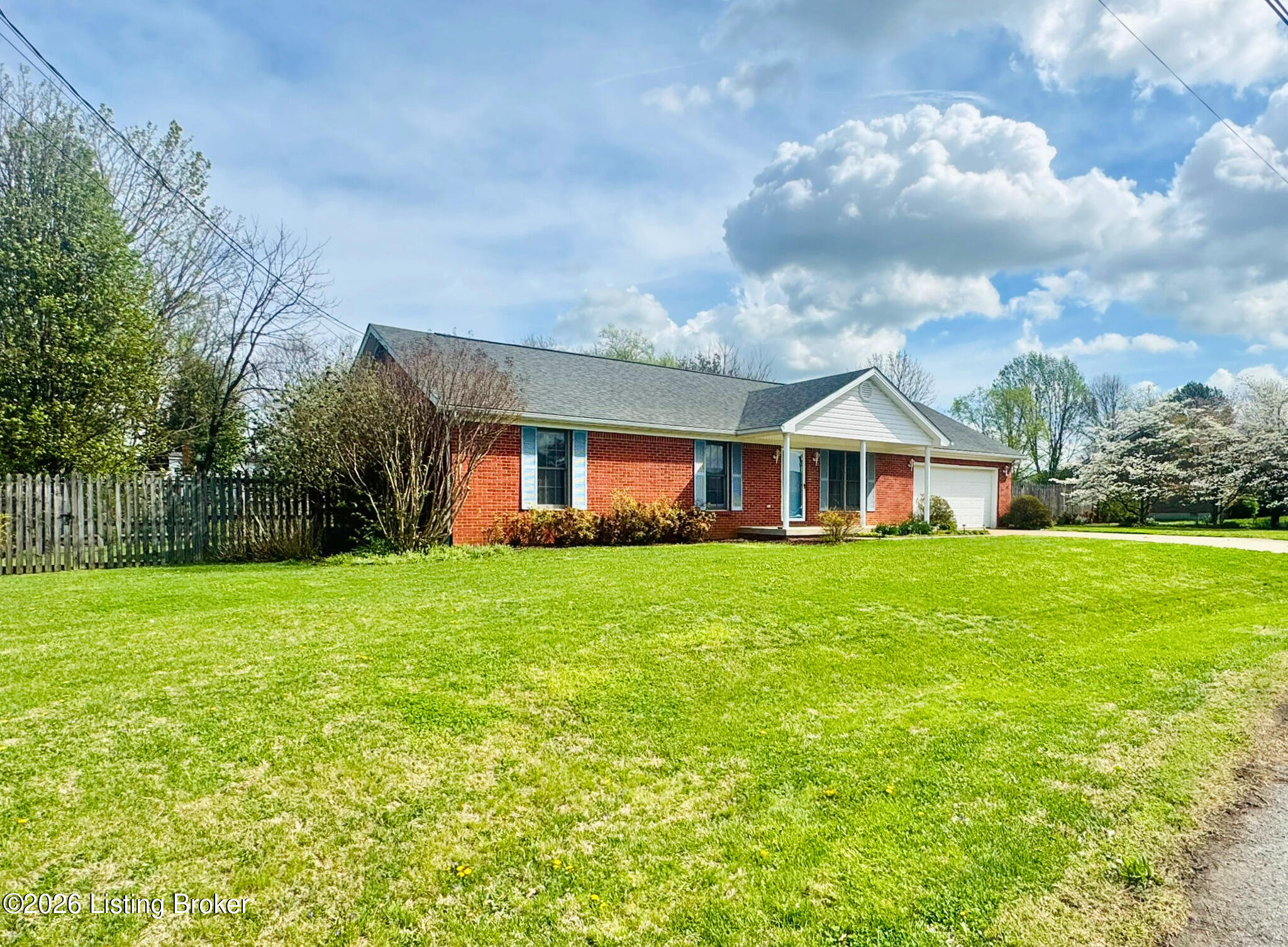 2806 Oakwood Dr Property Photo 26