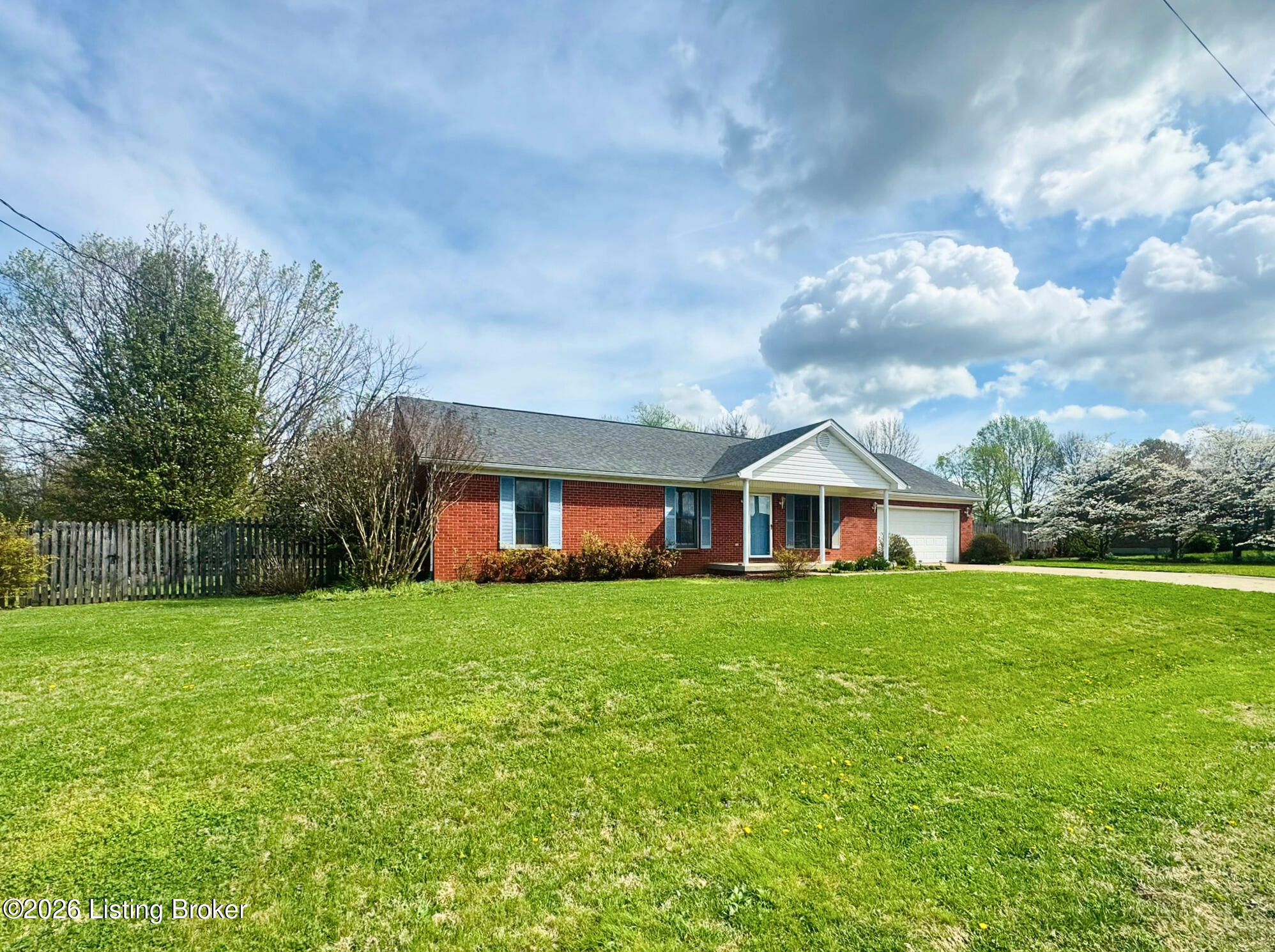 2806 Oakwood Dr Property Photo 27