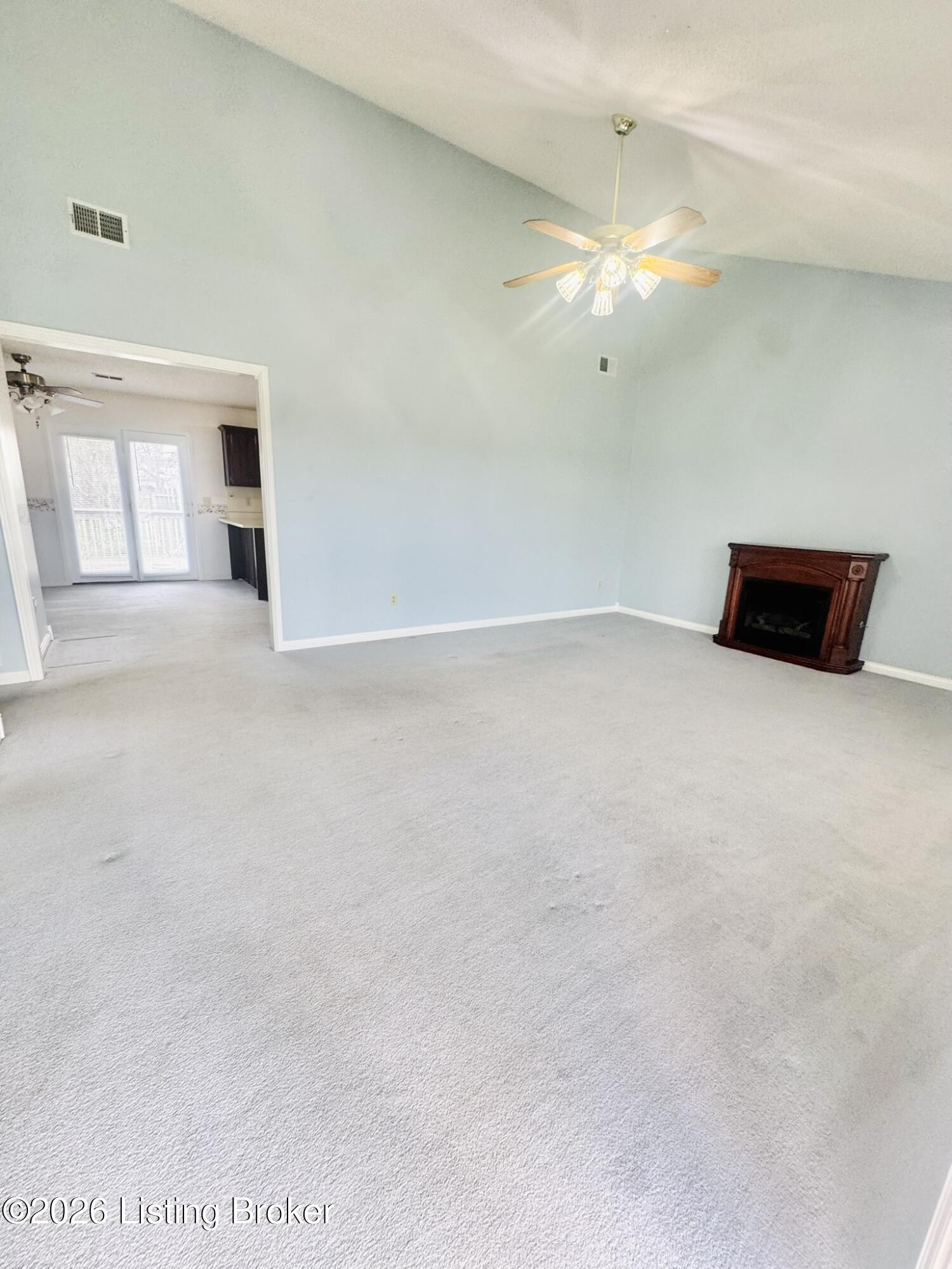2806 Oakwood Dr Property Photo 28