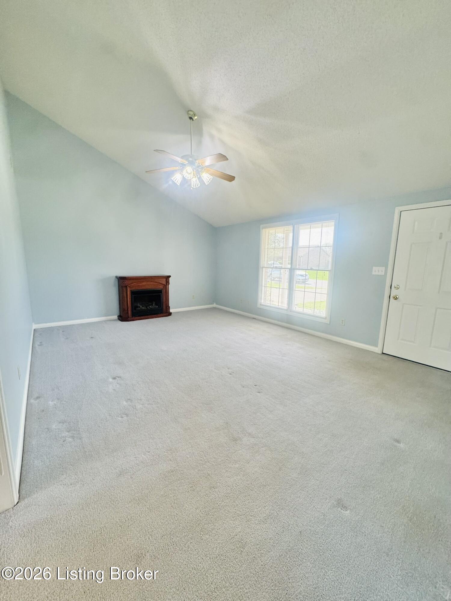 2806 Oakwood Dr Property Photo 31