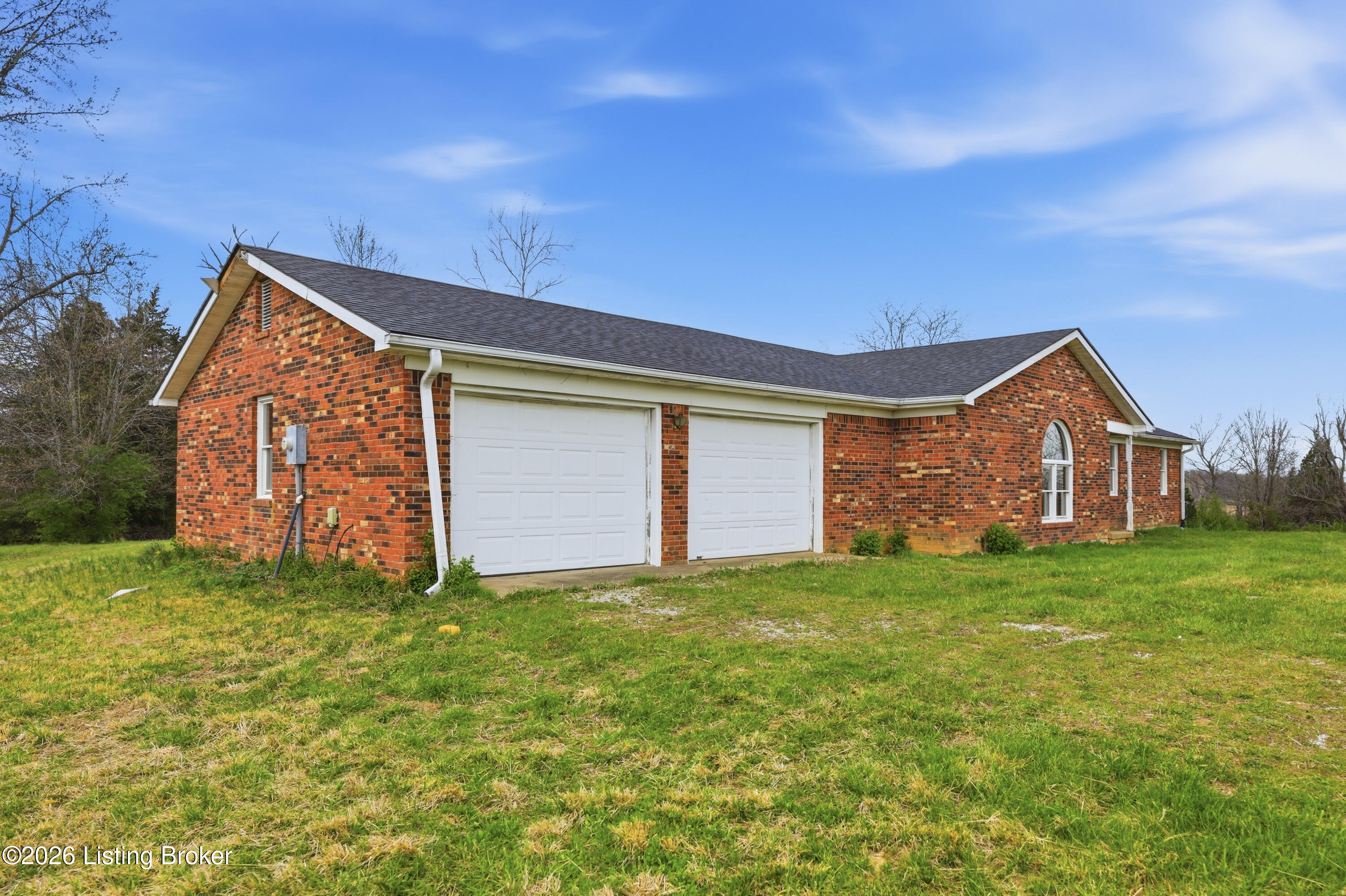 1065 Highview Dr Property Photo 12