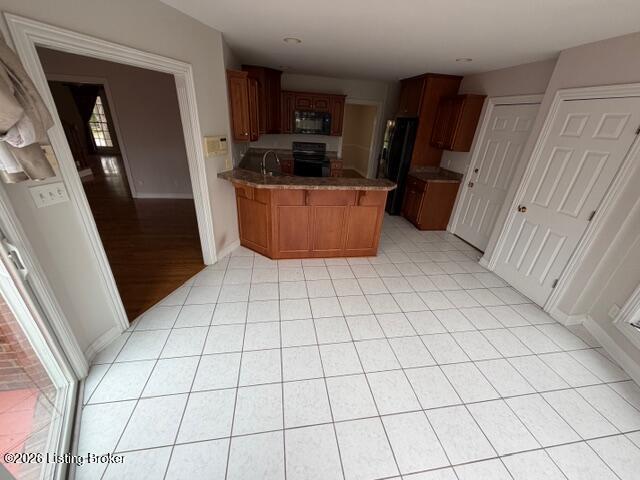 6311 Breeze Hill Rd Property Photo 12