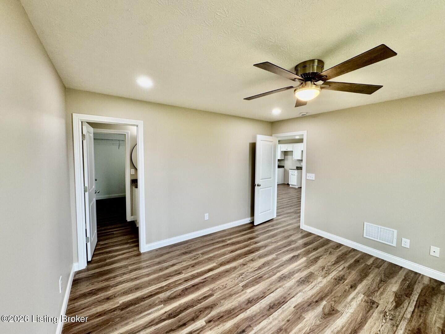 1556 Old Perryville Loop Property Photo 8