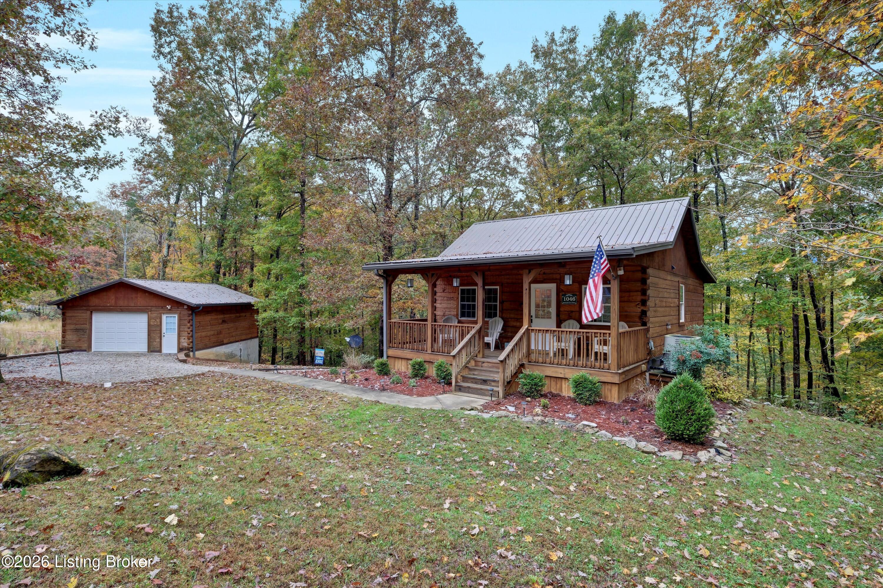 1046 Michaels Cove Dr