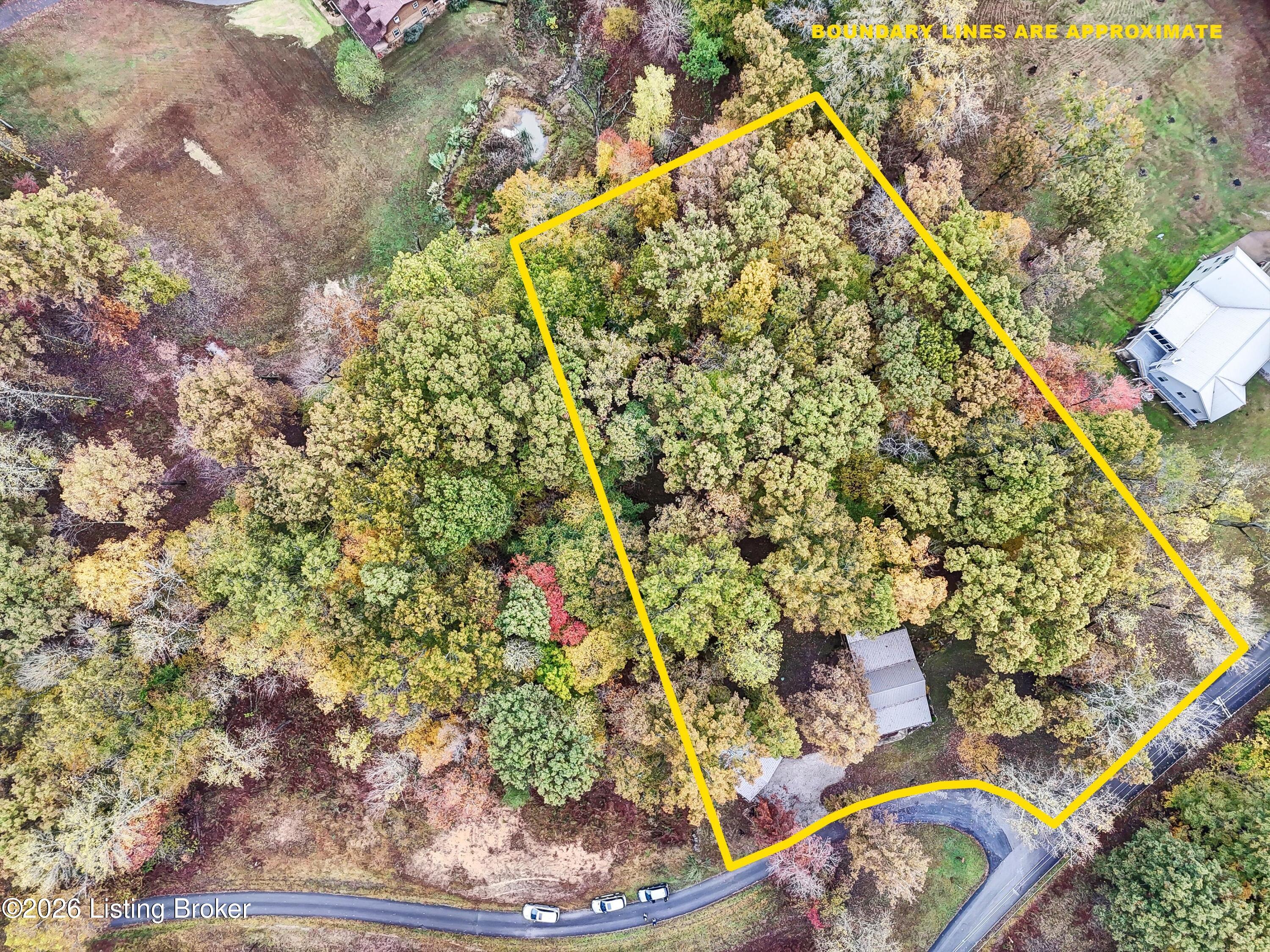 1046 Michaels Cove Dr Property Photo 16