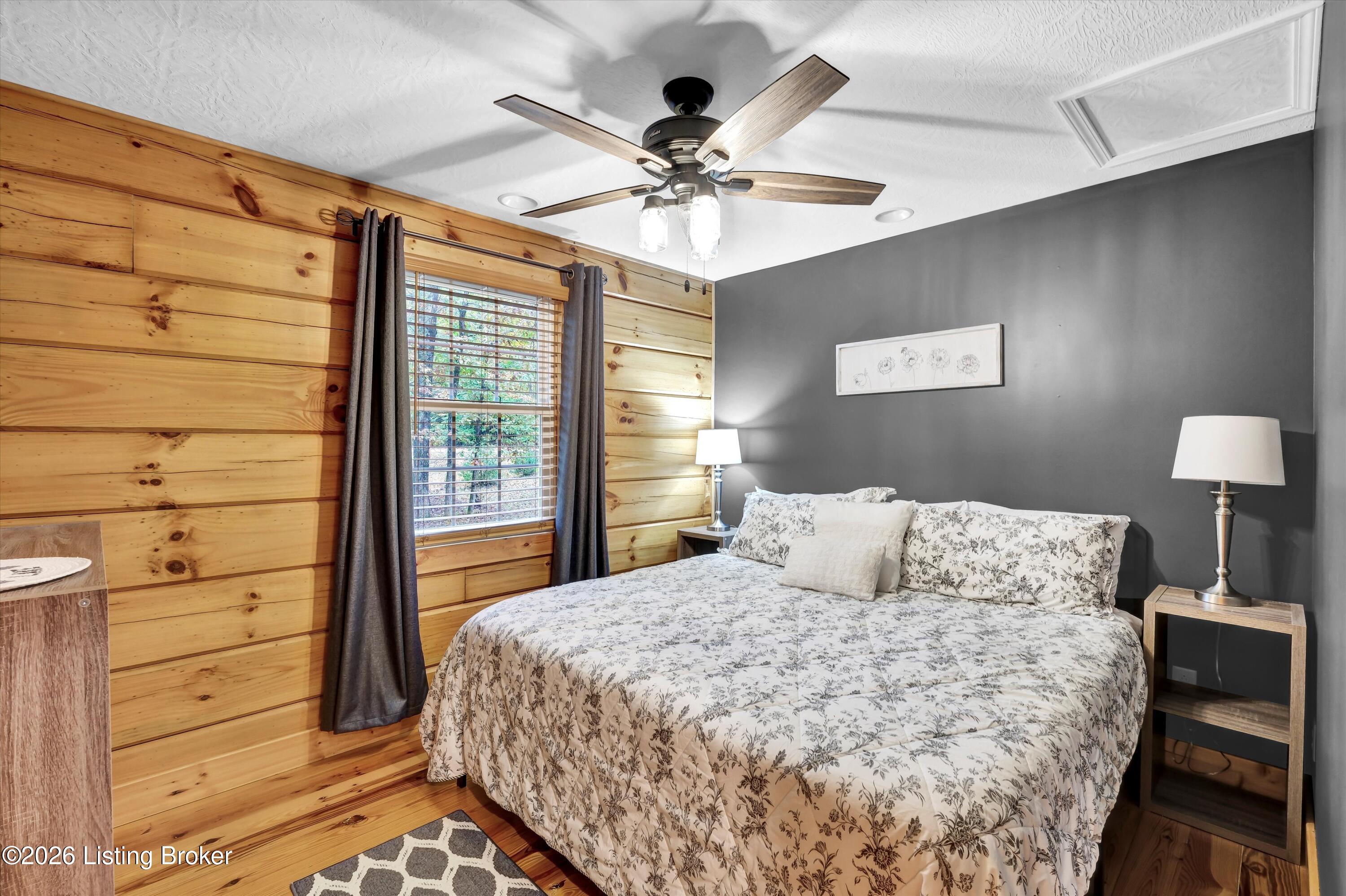 1046 Michaels Cove Dr Property Photo 25
