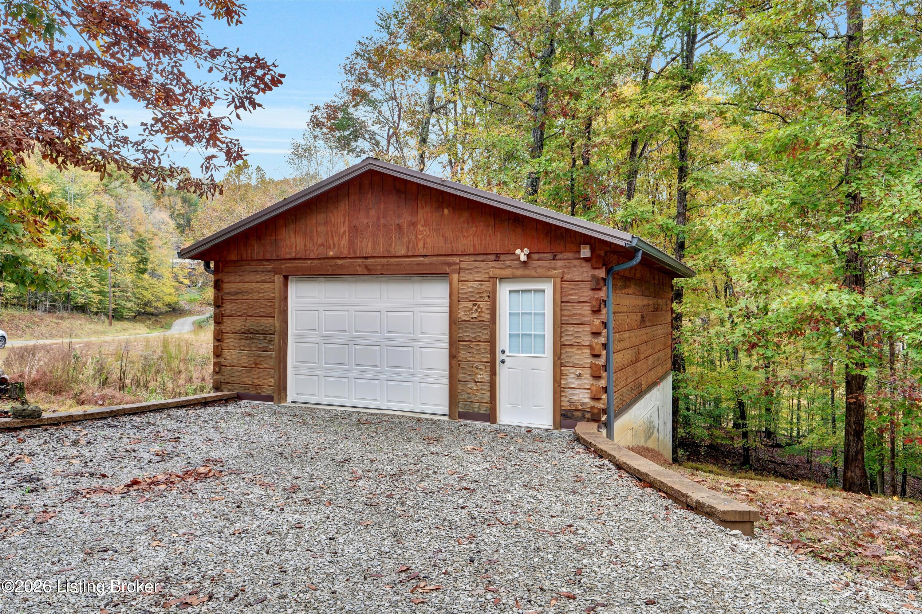 1046 Michaels Cove Dr Property Photo 38