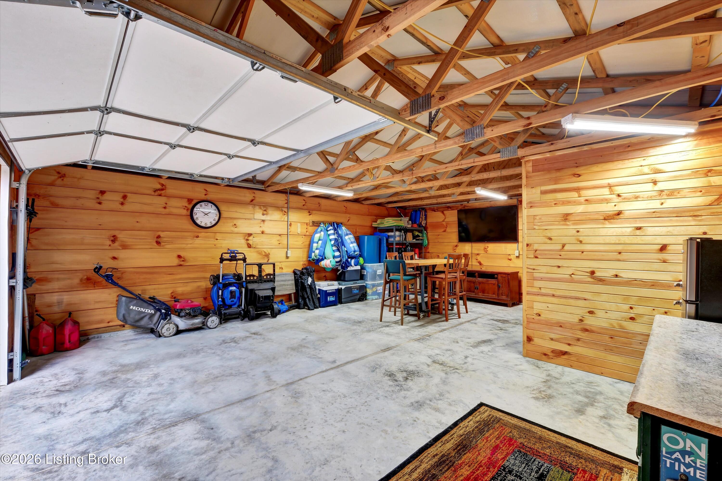 1046 Michaels Cove Dr Property Photo 39