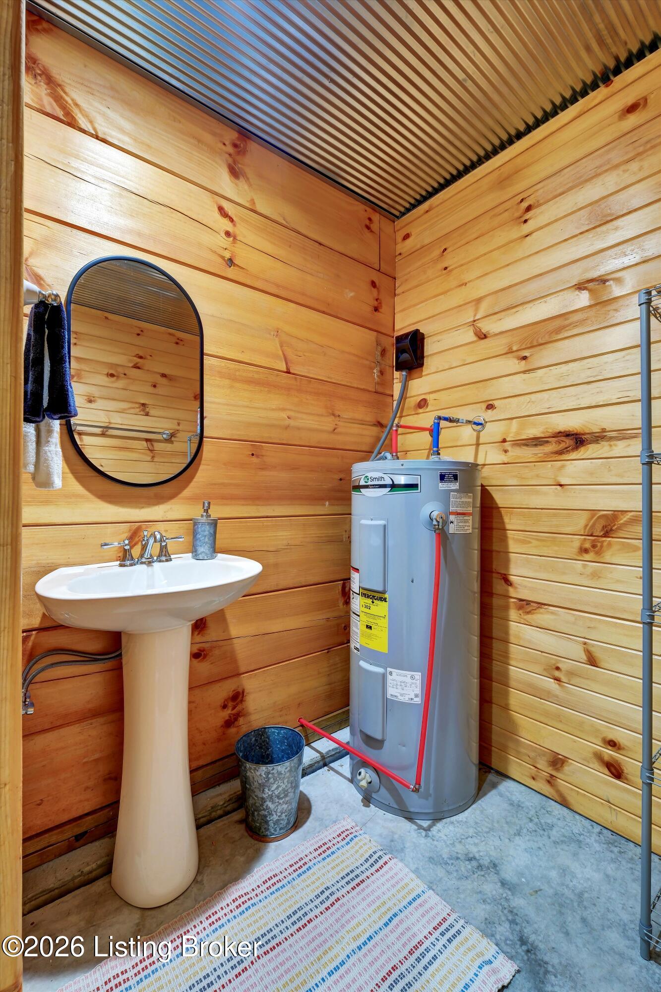 1046 Michaels Cove Dr Property Photo 42