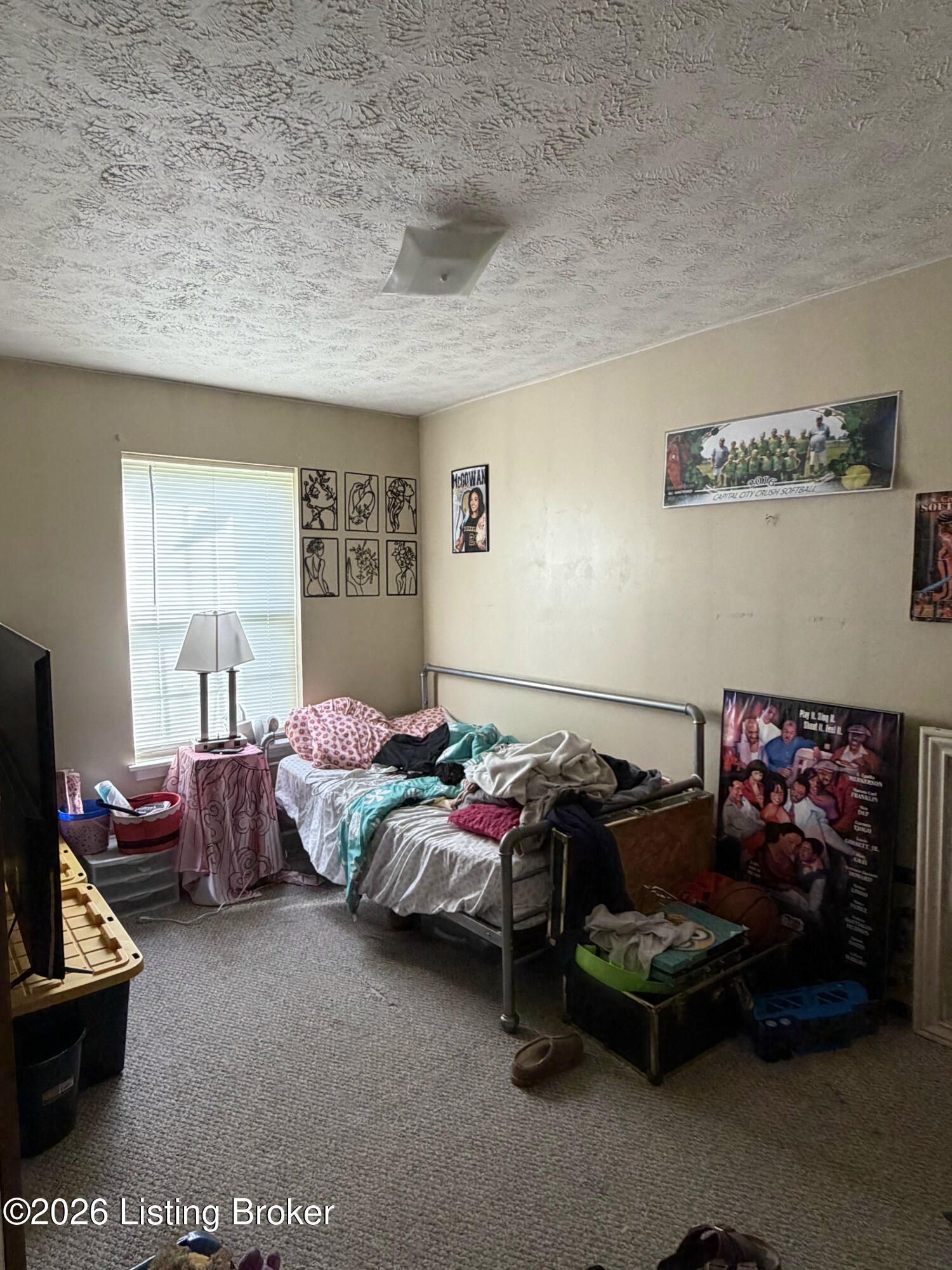 119 Langford Ave Property Photo 5