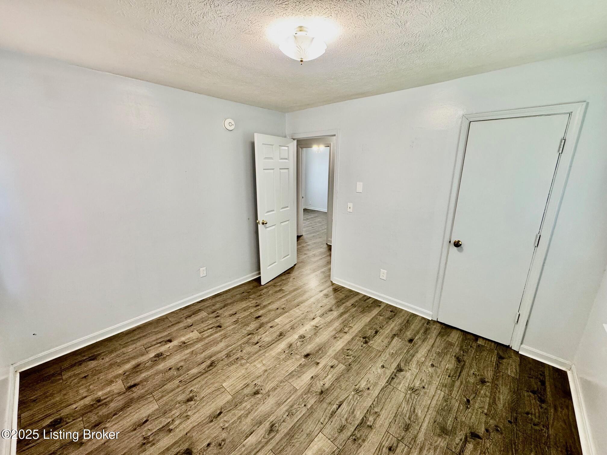 210 Rizer Ave Property Photo 8