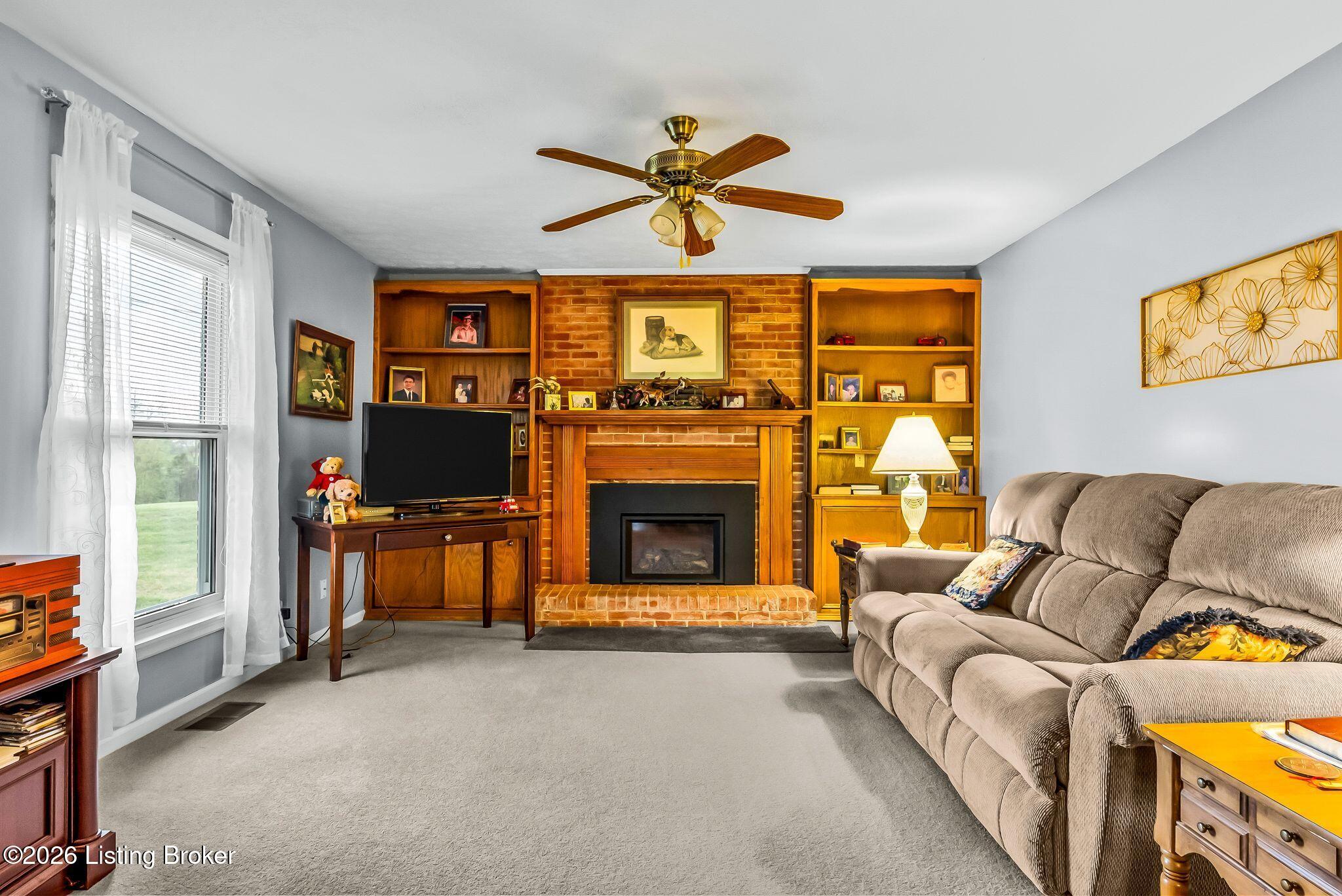 5942 Highway 44 Property Photo 4