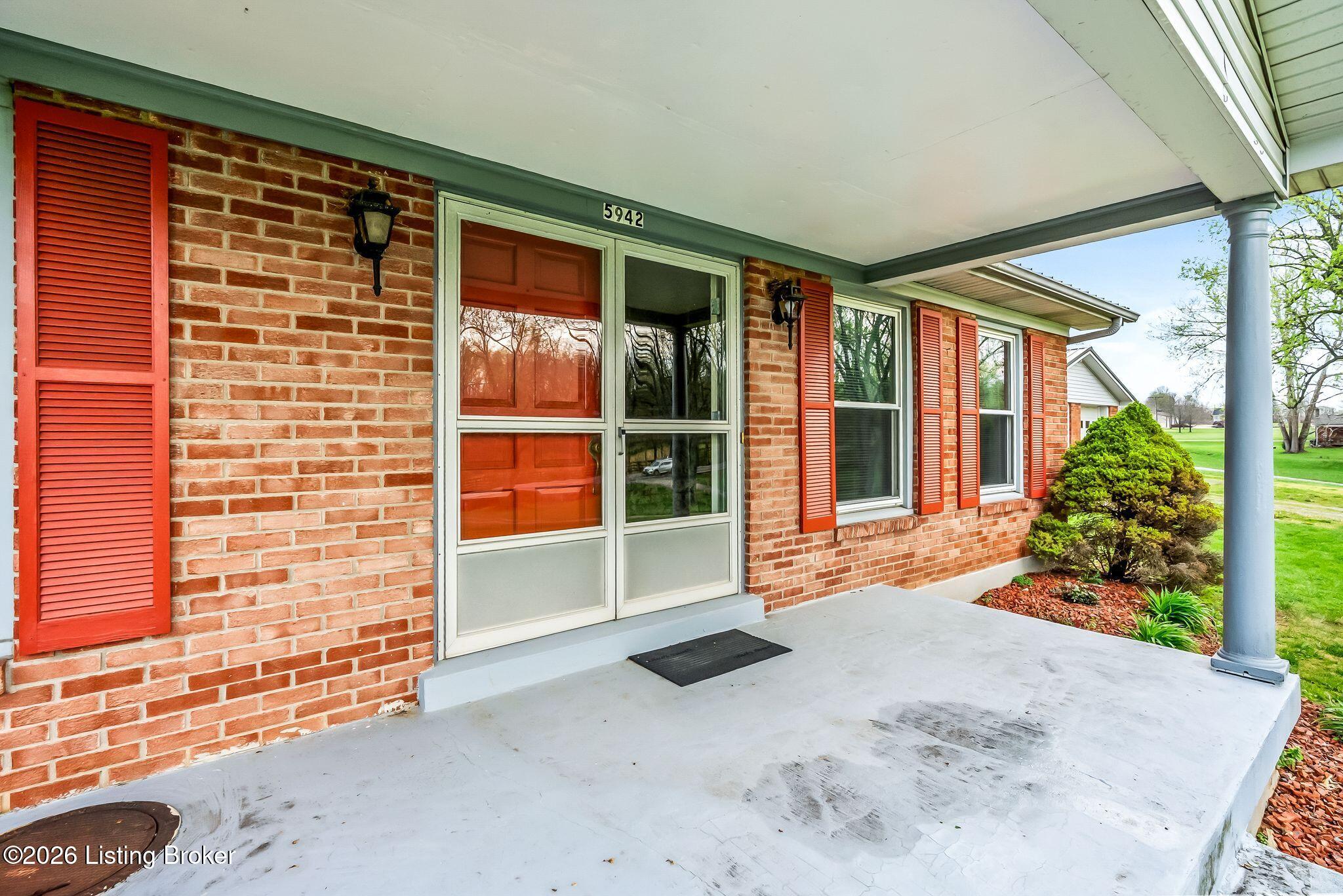 5942 Highway 44 Property Photo 11