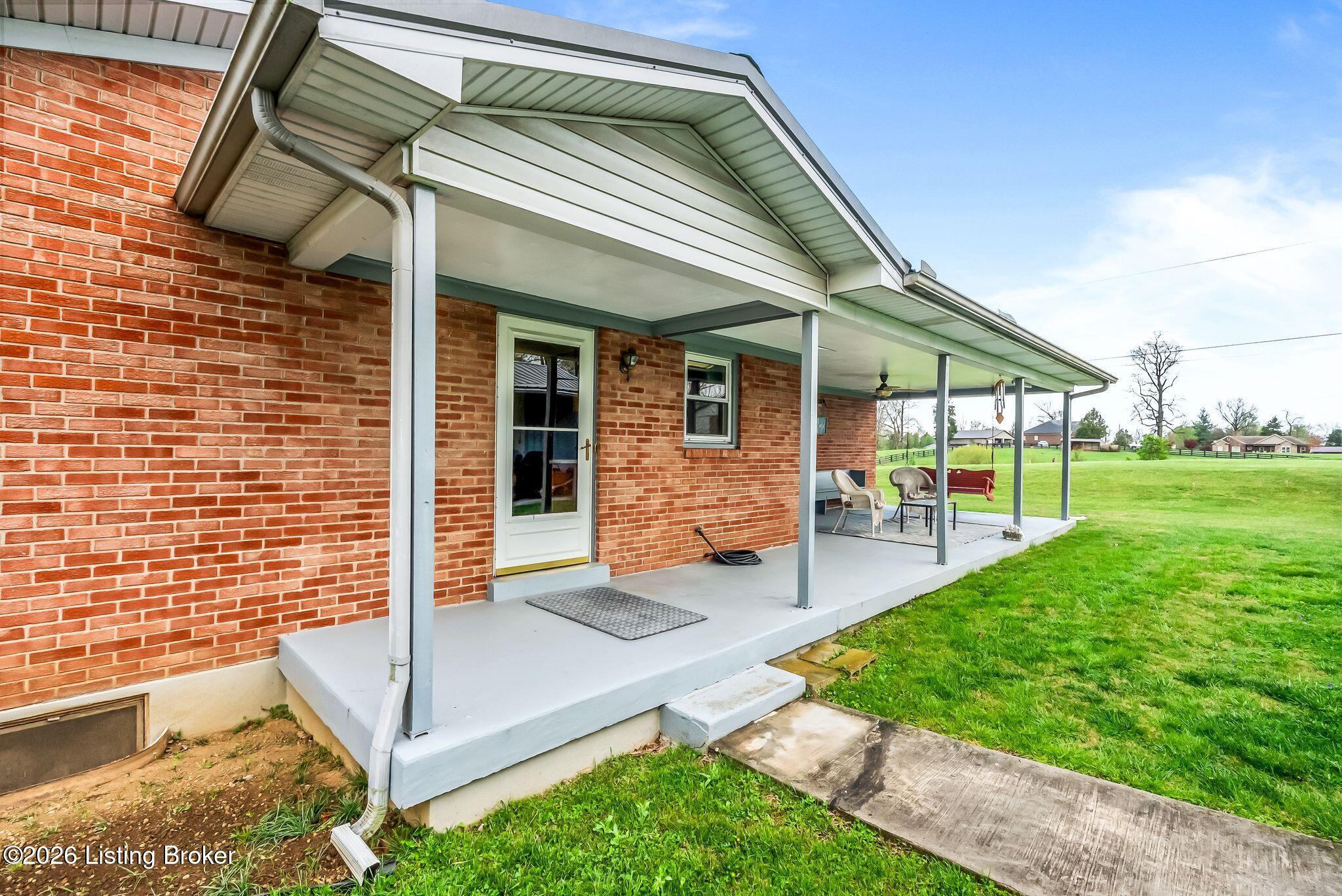 5942 Highway 44 Property Photo 13