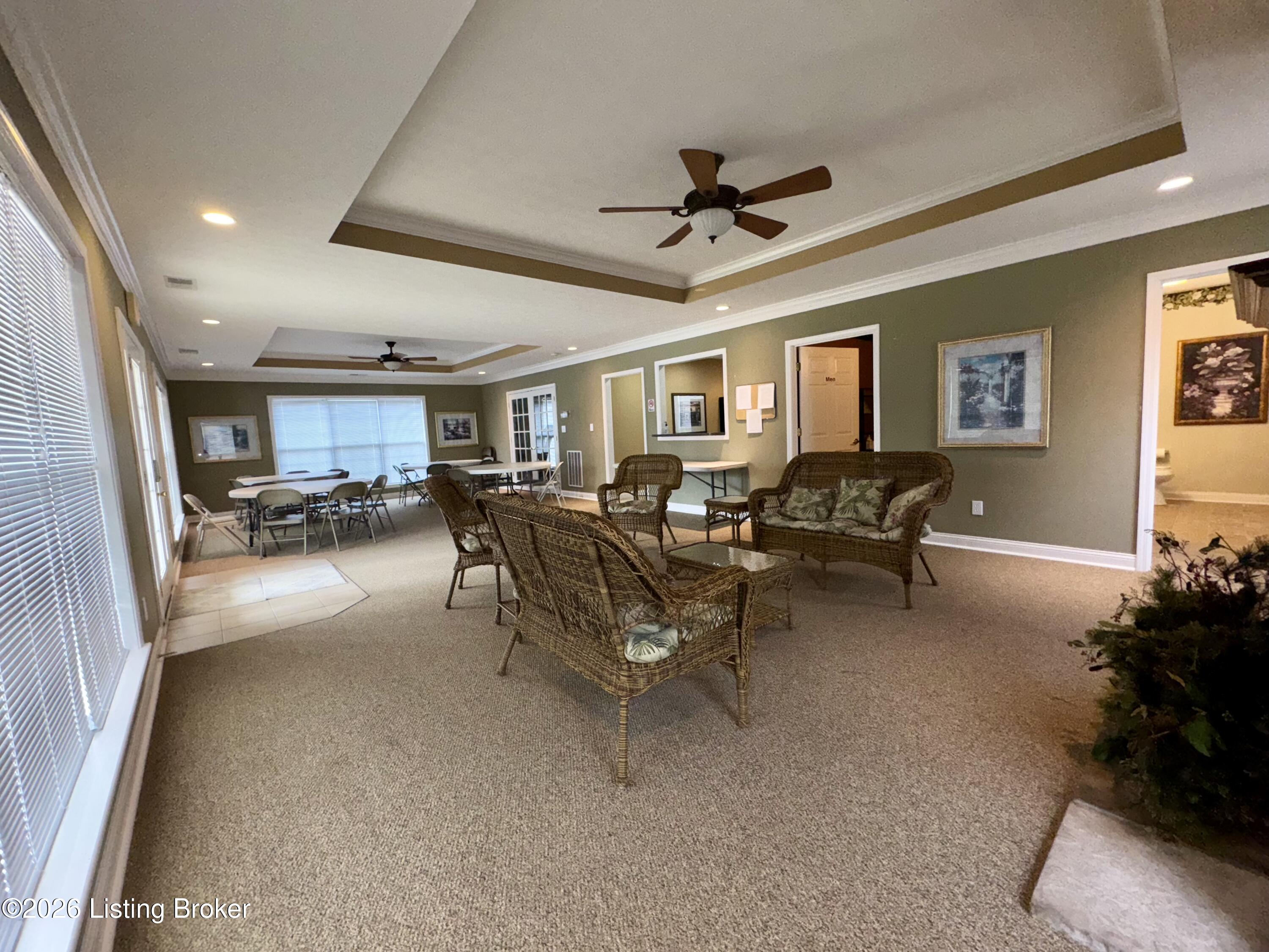 828 Garden Pointe Dr Property Photo 24