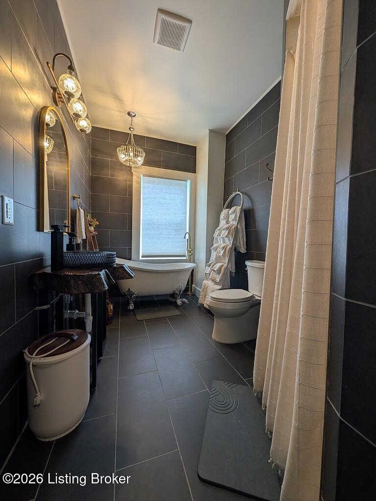513 & 515 West St Property Photo 54