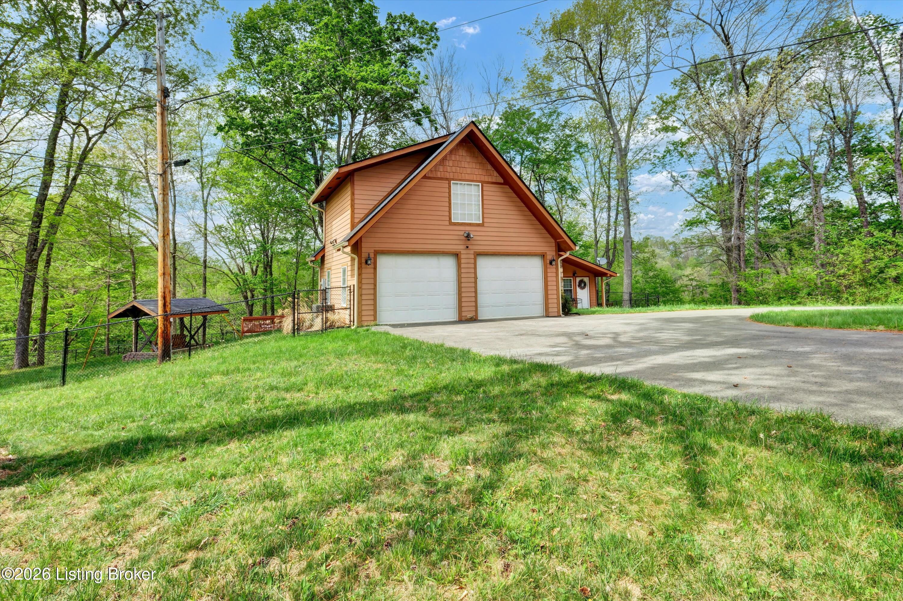 403 Wyandotte Rd Property Photo 4