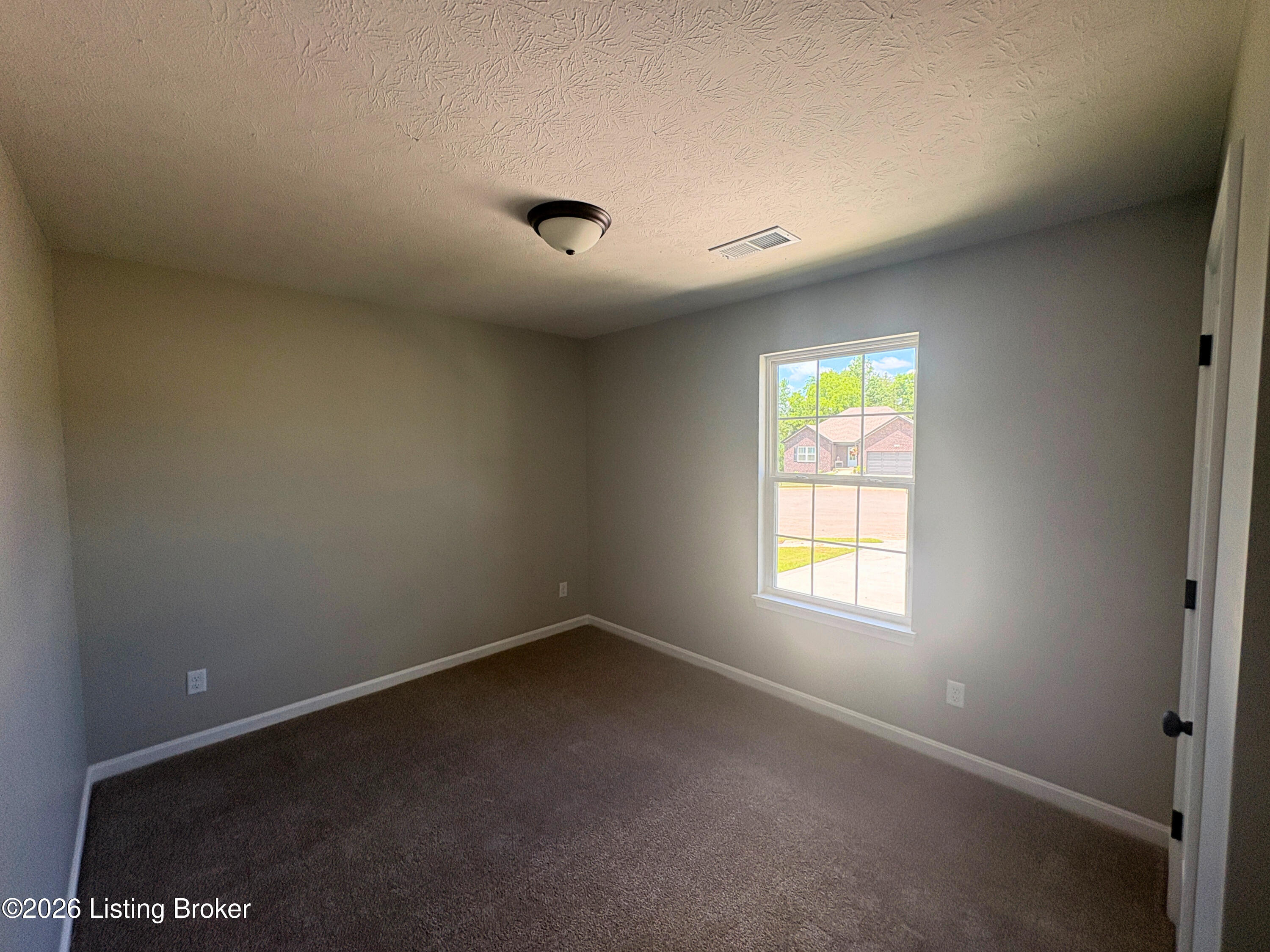 601 Hillcreek Ct Property Photo 12