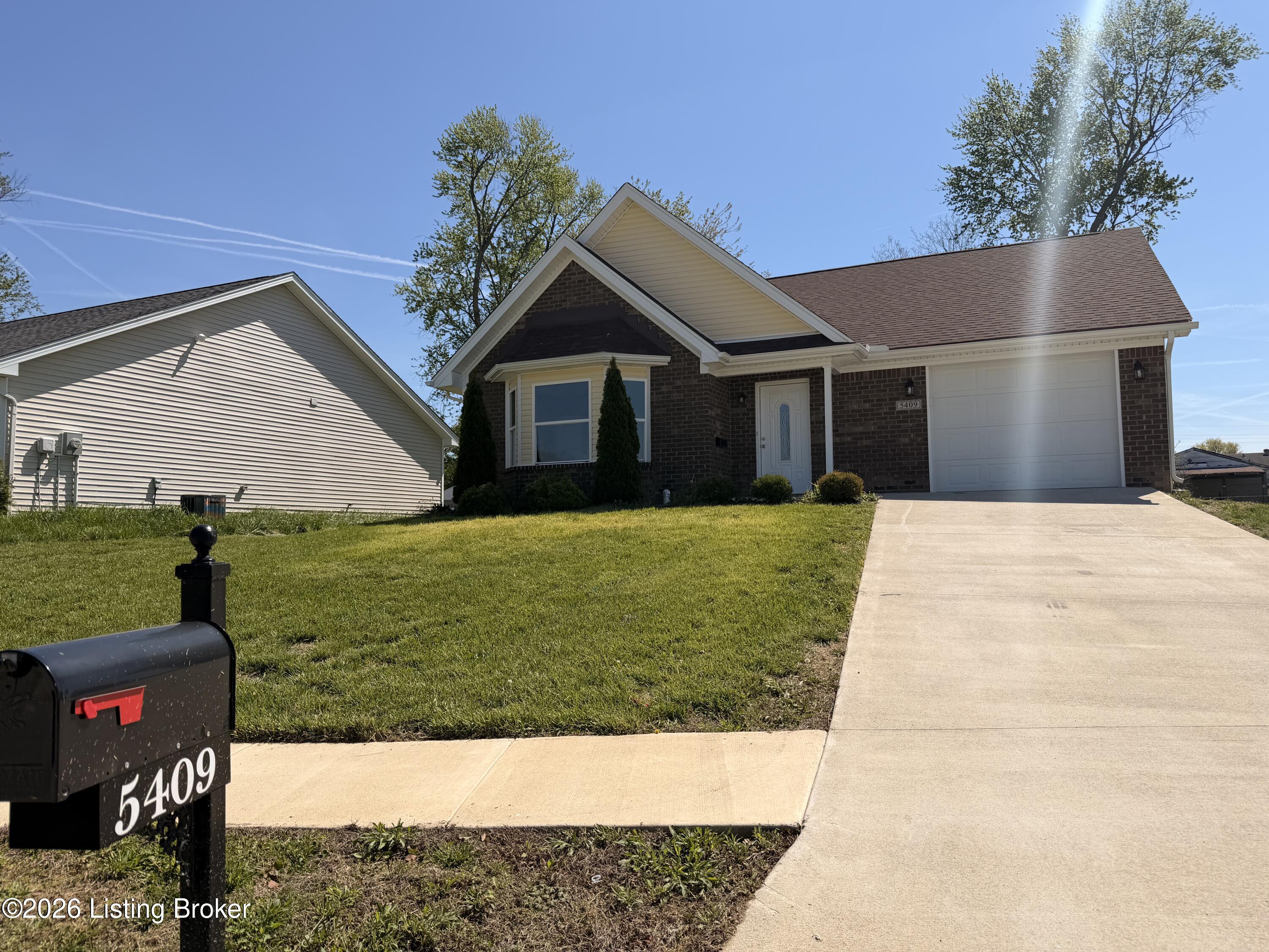 5409 Mt Holyoke Dr Property Photo 3